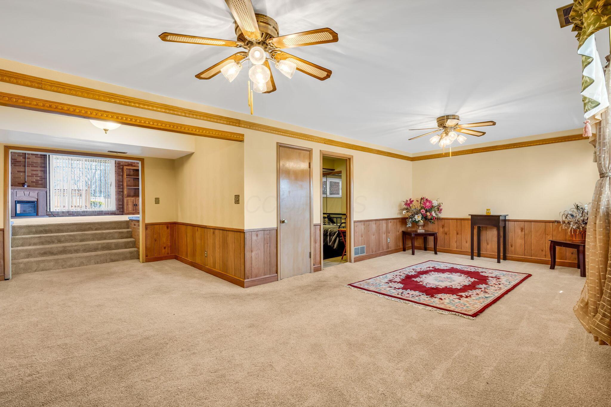 1012 Mcnaughten Road Property Photo 24