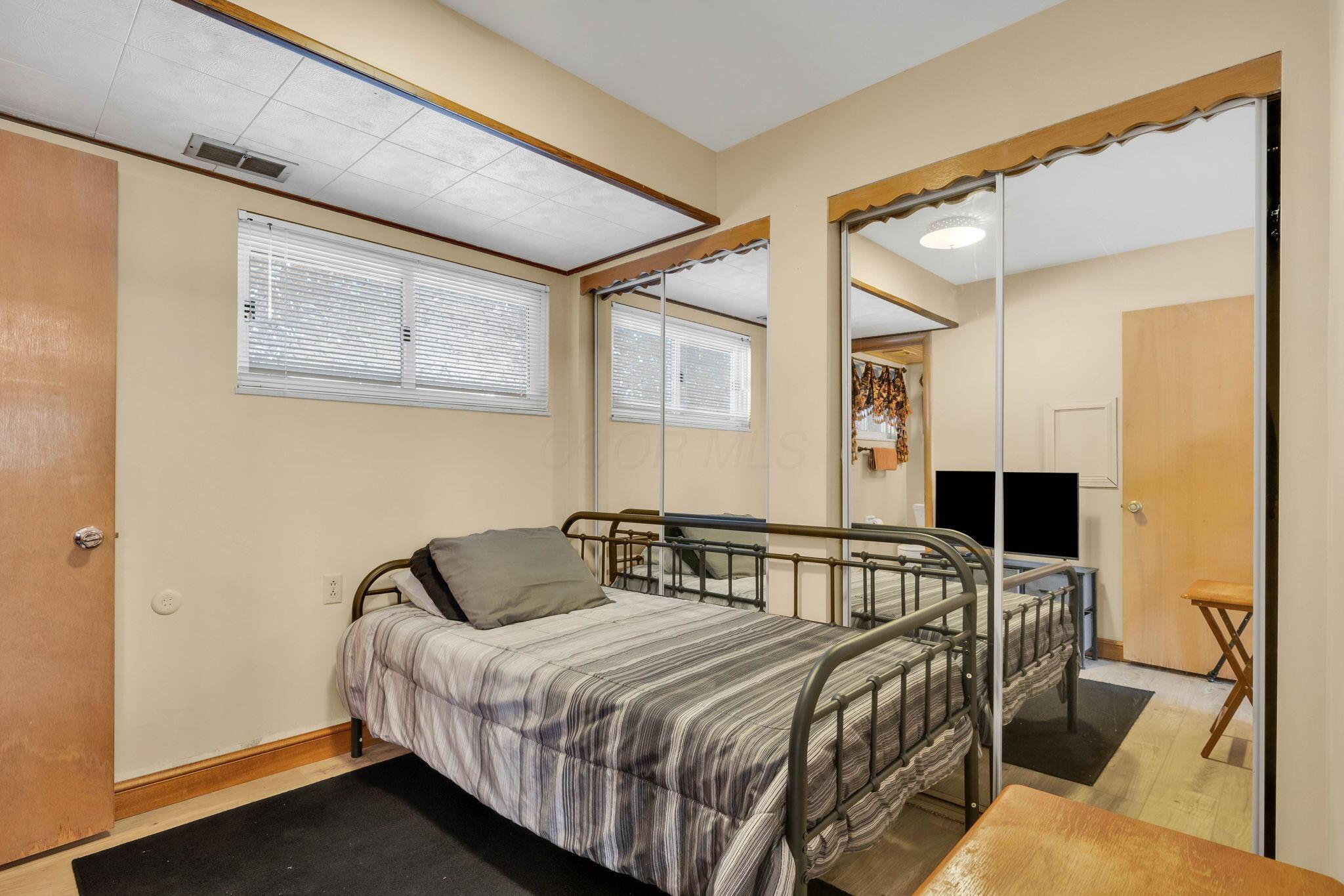 1012 Mcnaughten Road Property Photo 26