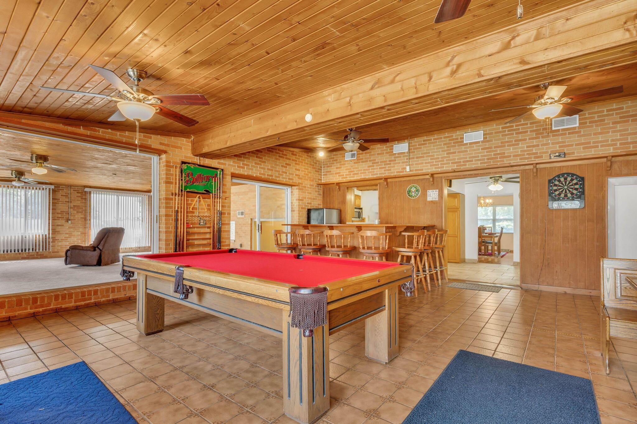 1012 Mcnaughten Road Property Photo 29
