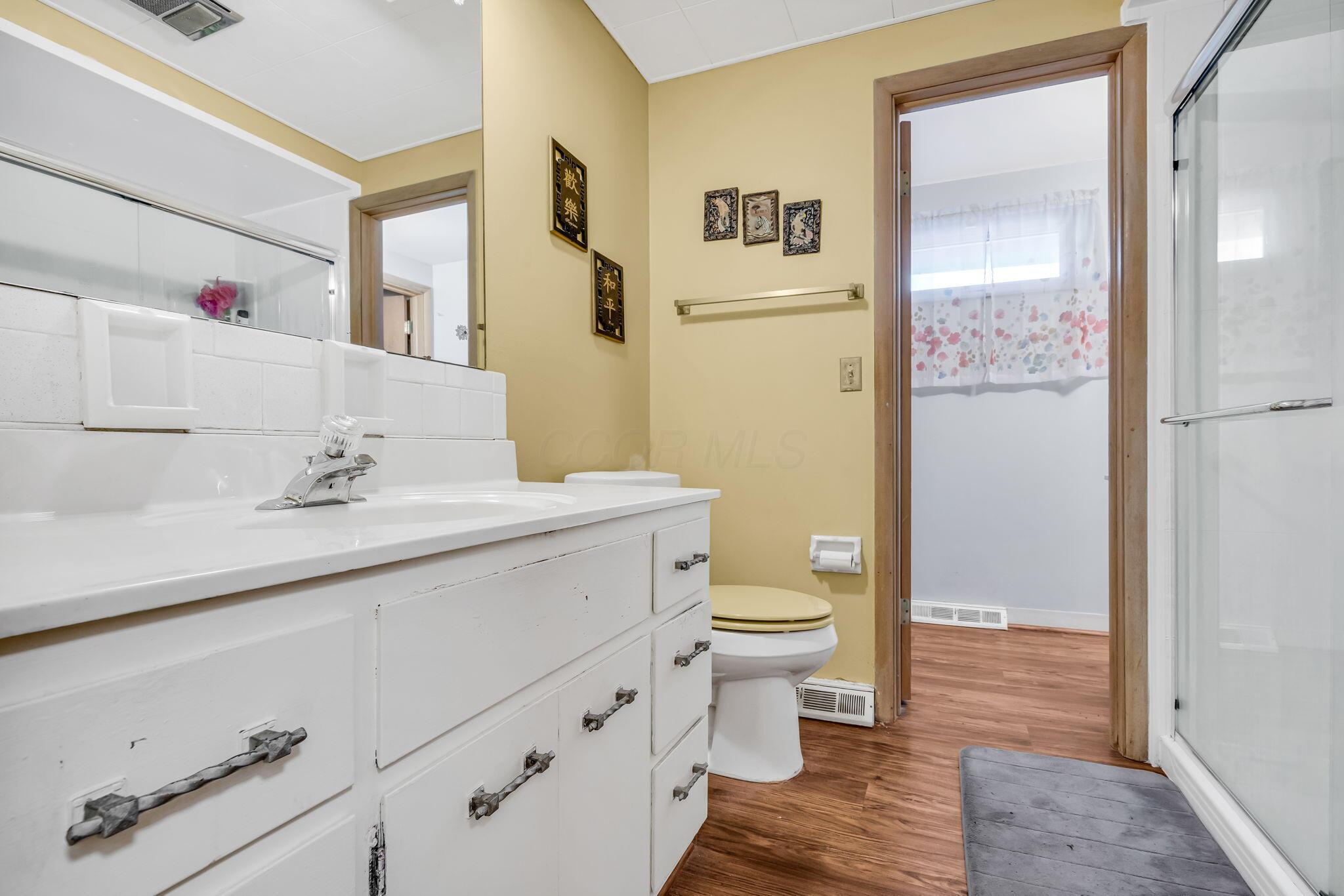 1012 Mcnaughten Road Property Photo 40