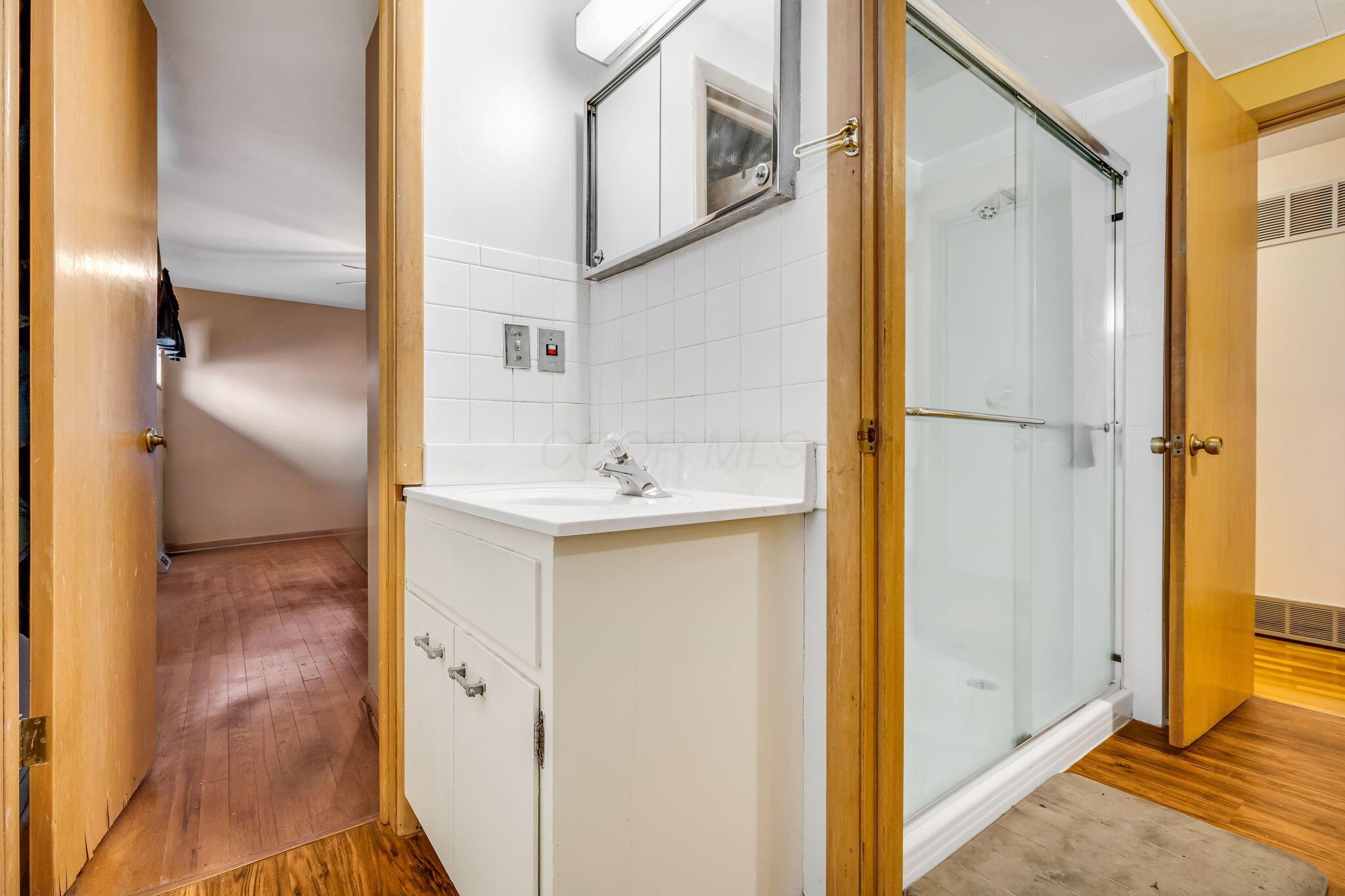 1012 Mcnaughten Road Property Photo 41
