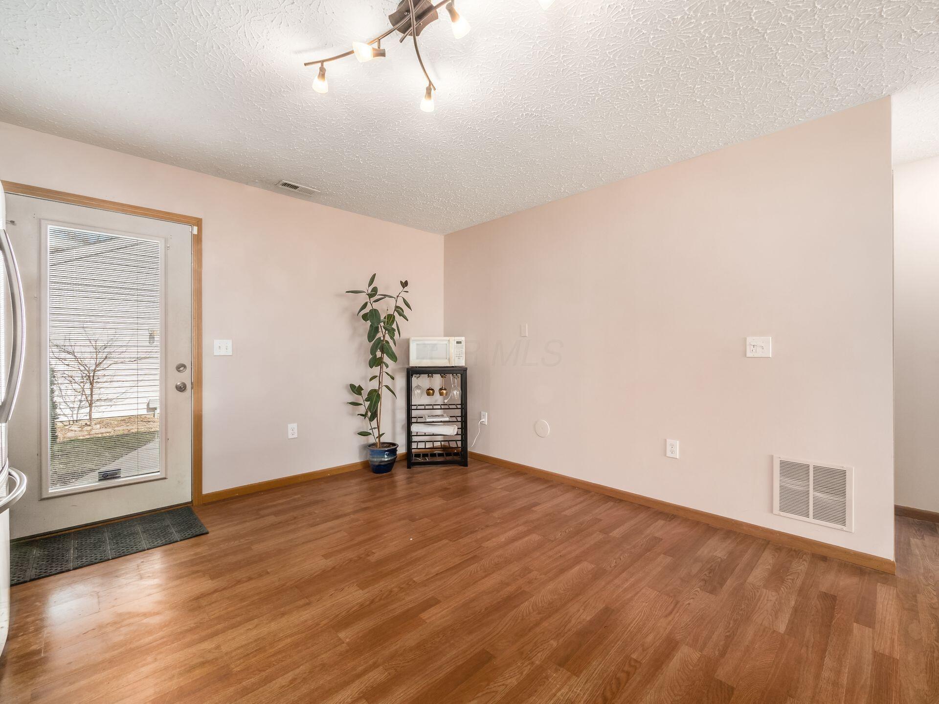 6292 Marengo Street Property Photo 15