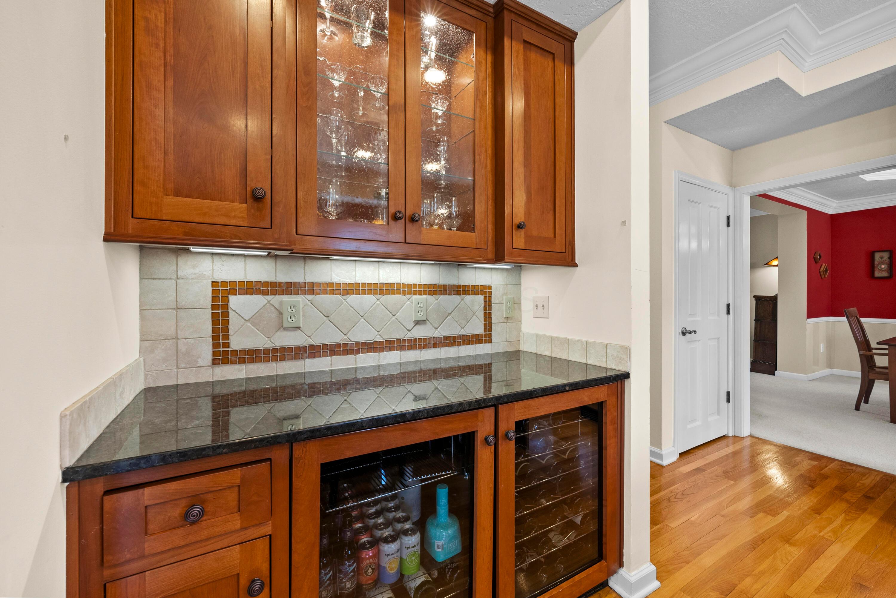 9377 Traceyton Drive Property Photo 13
