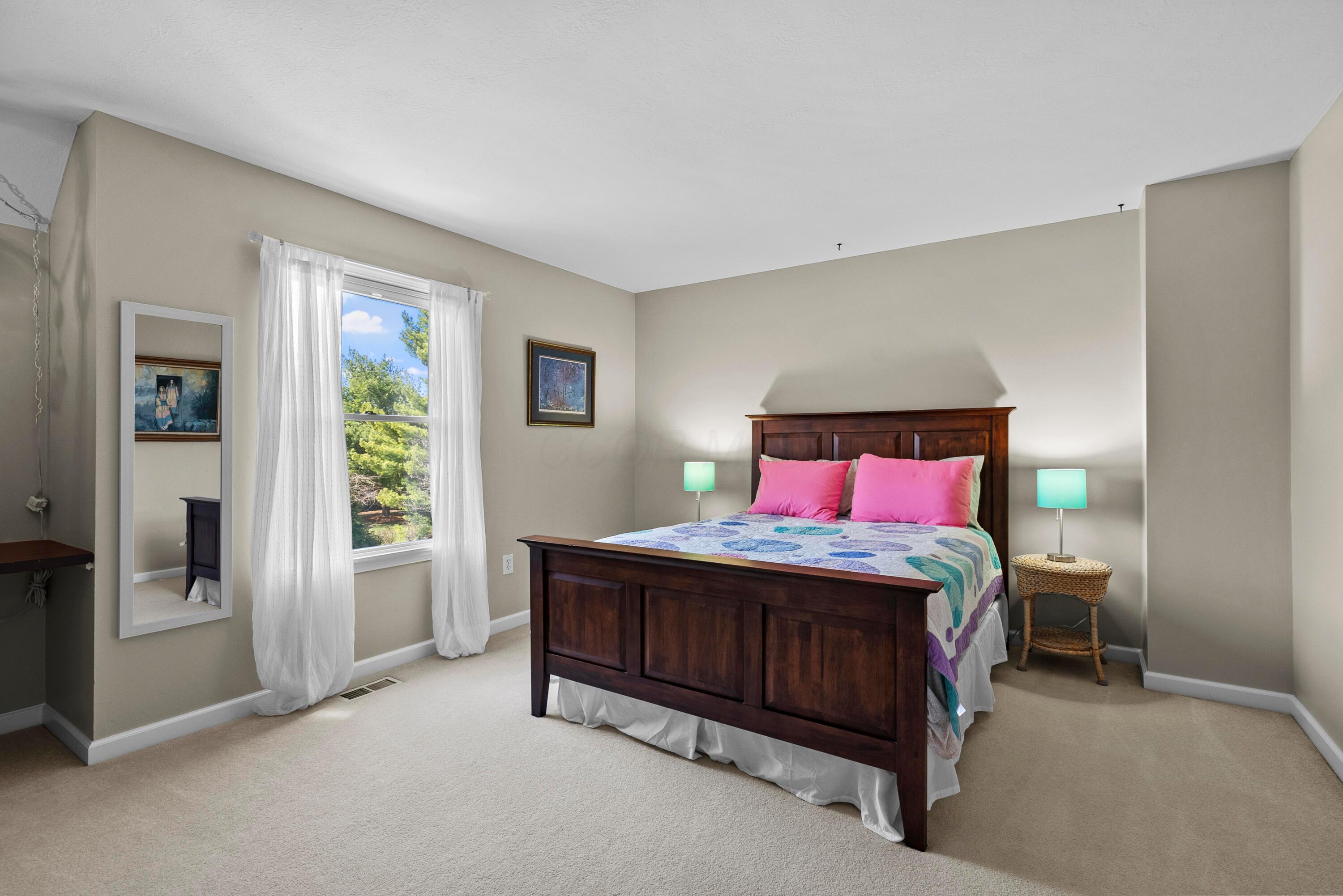 9377 Traceyton Drive Property Photo 17