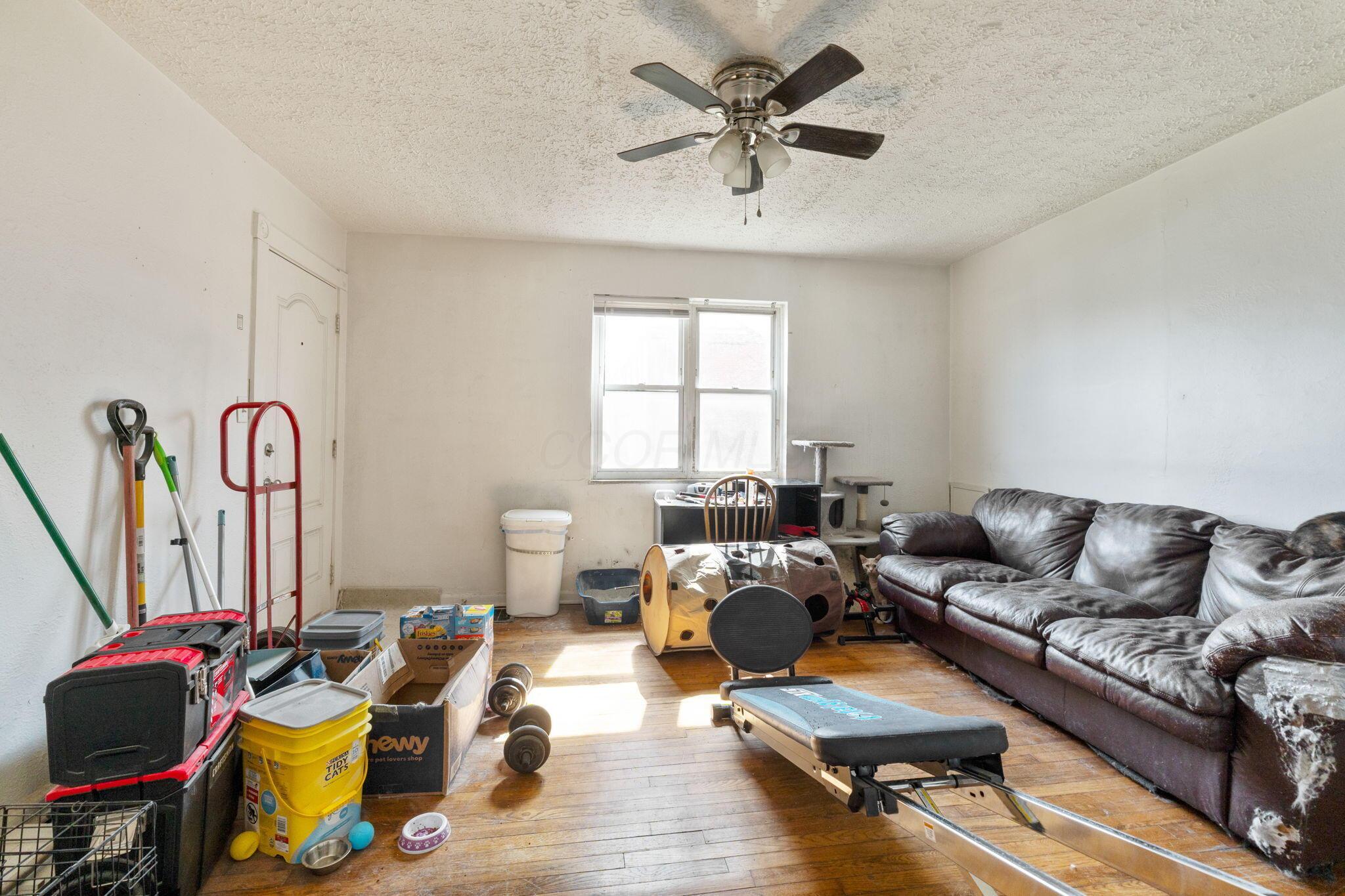 177 N James Road Property Photo 12