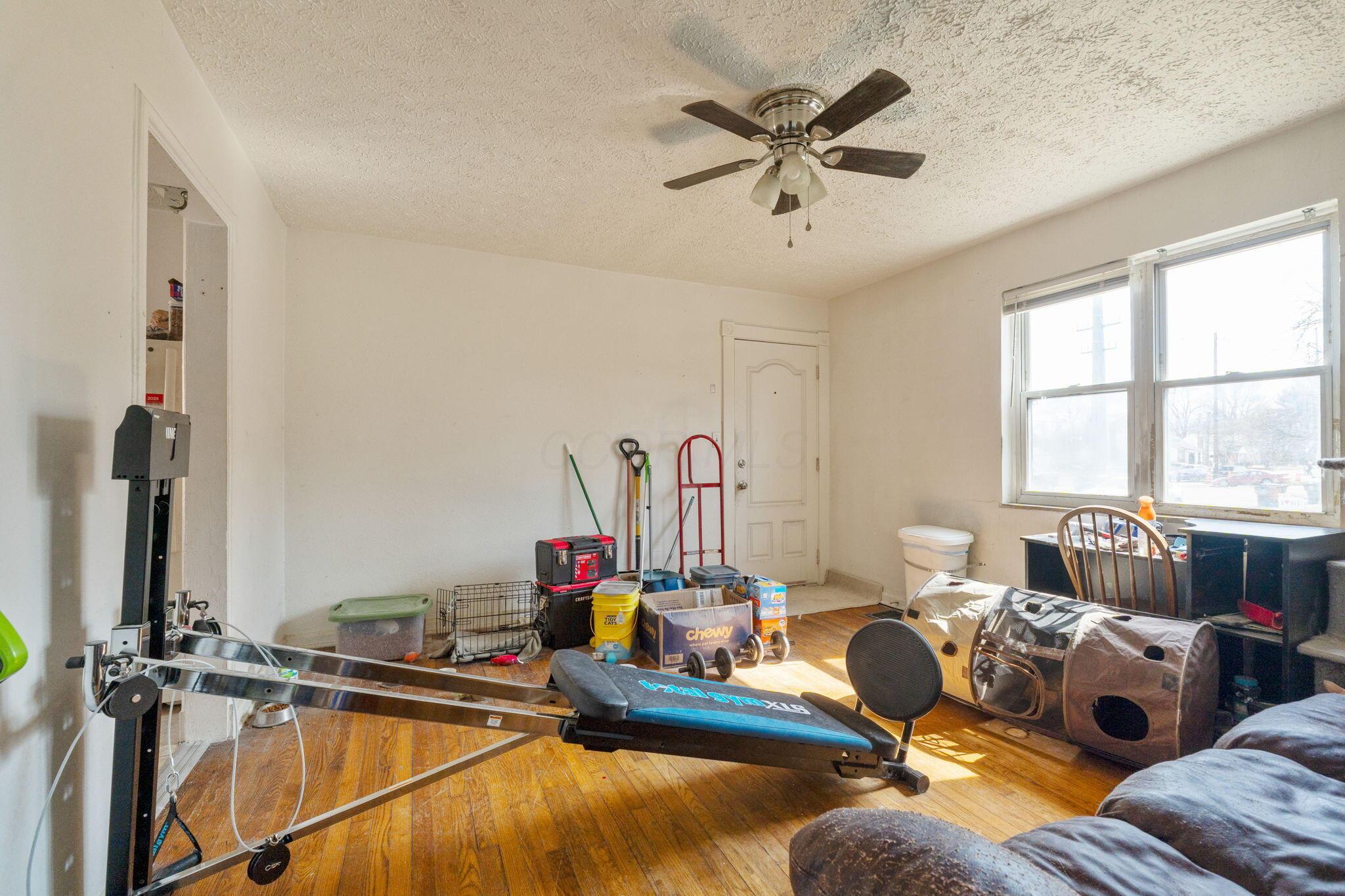 177 N James Road Property Photo 13