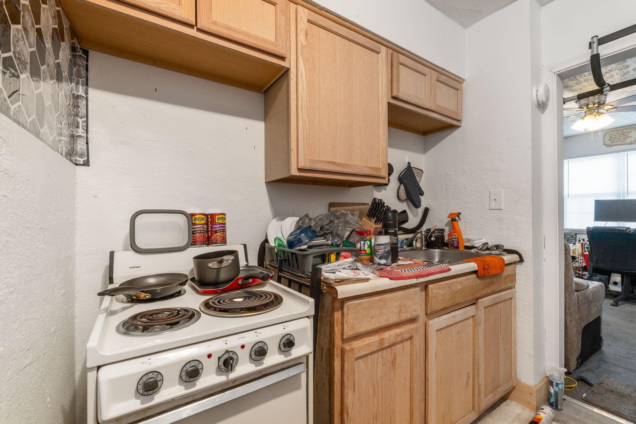 177 N James Road Property Photo 23