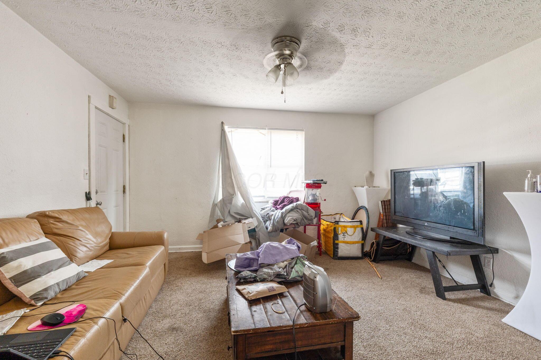 177 N James Road Property Photo 31
