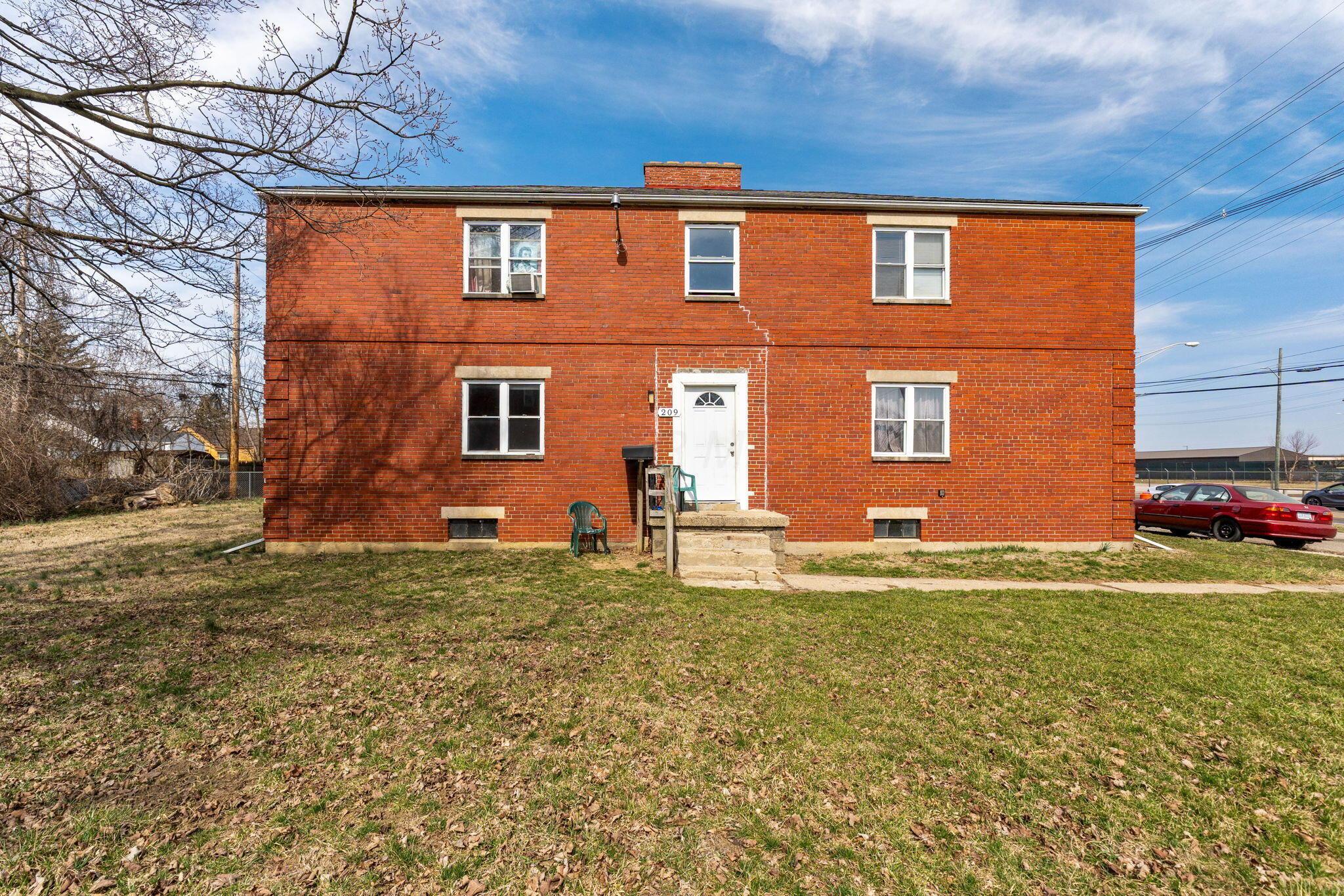 209 N James Road Property Photo 1
