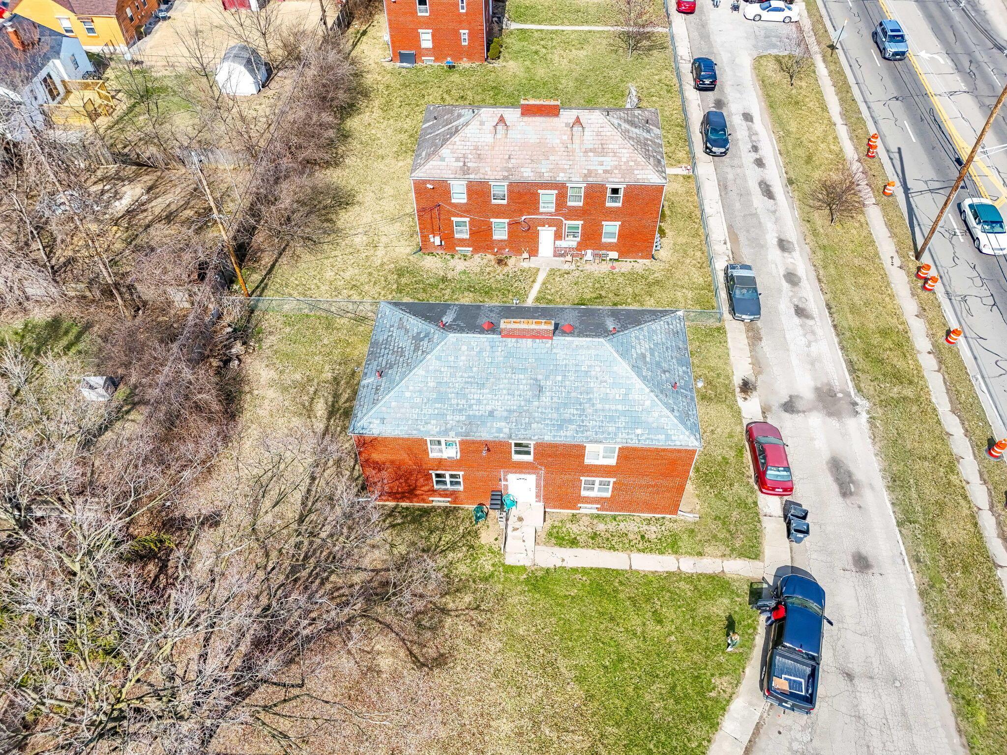 209 N James Road Property Photo 2