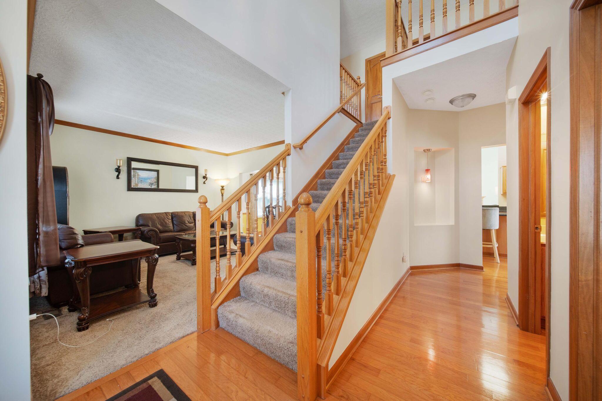 6121 Temple Ridge Drive Property Photo 4