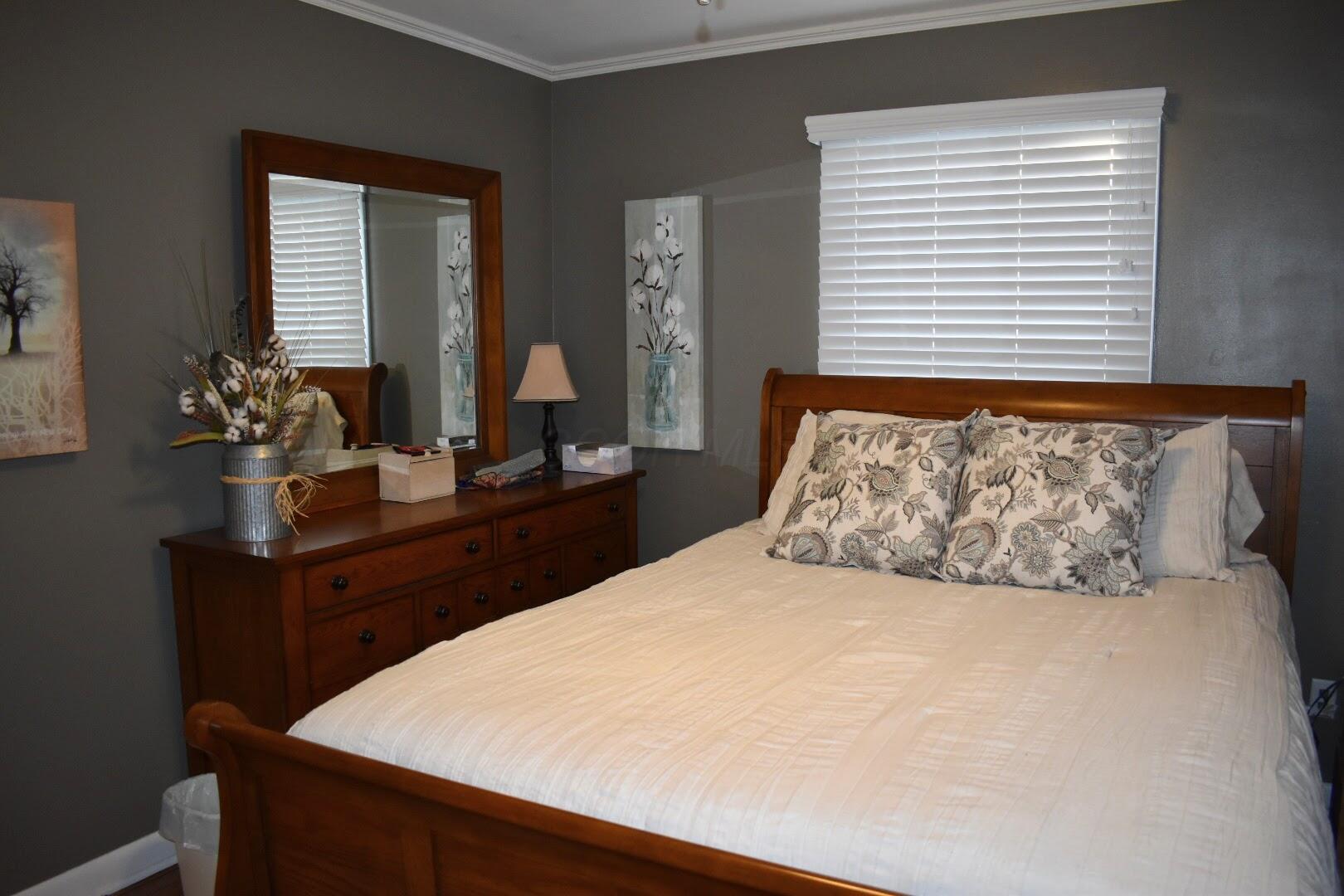 503 Gwynne Street Property Photo 10