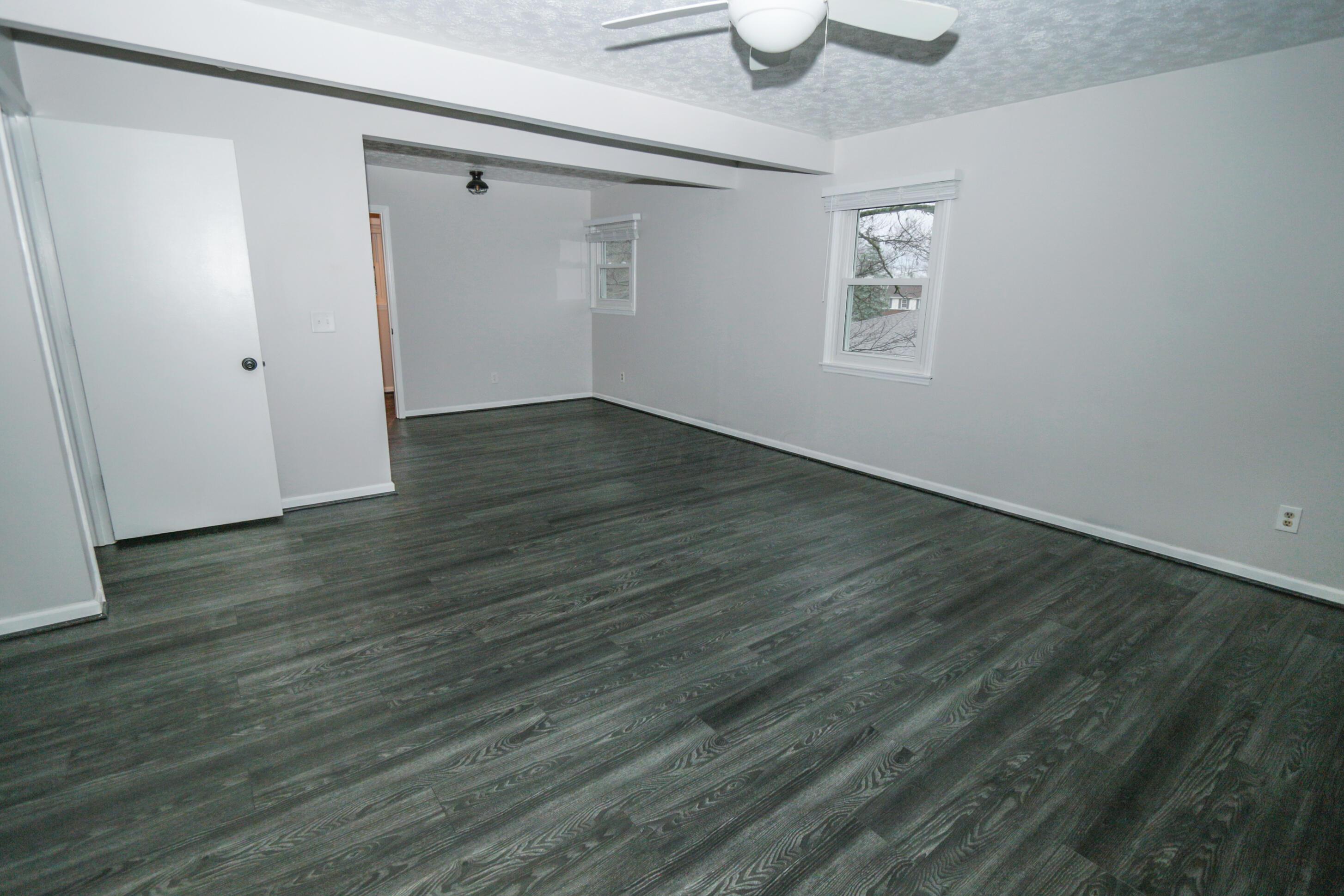 582 Hickory Place Property Photo 46