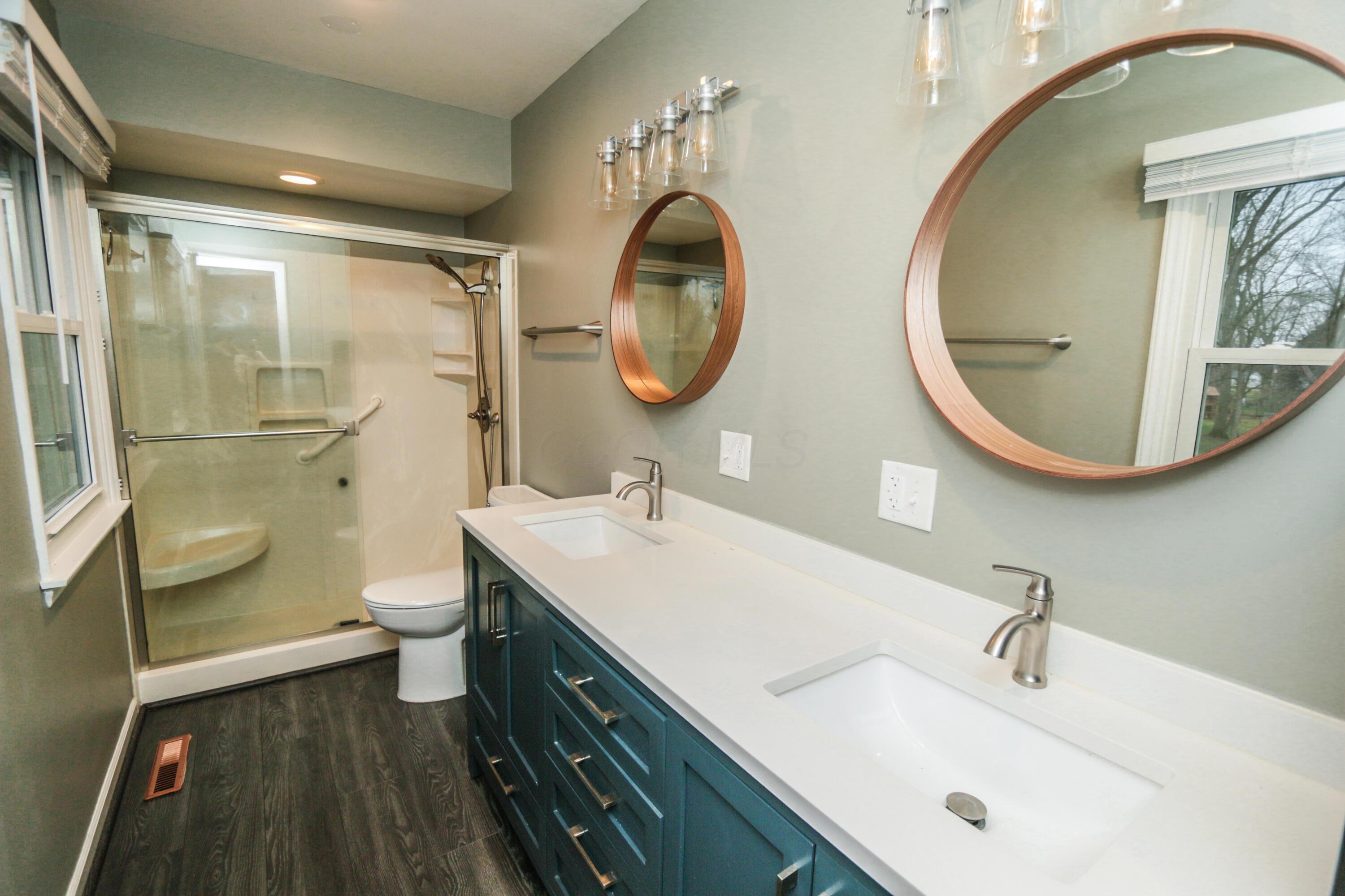 582 Hickory Place Property Photo 47