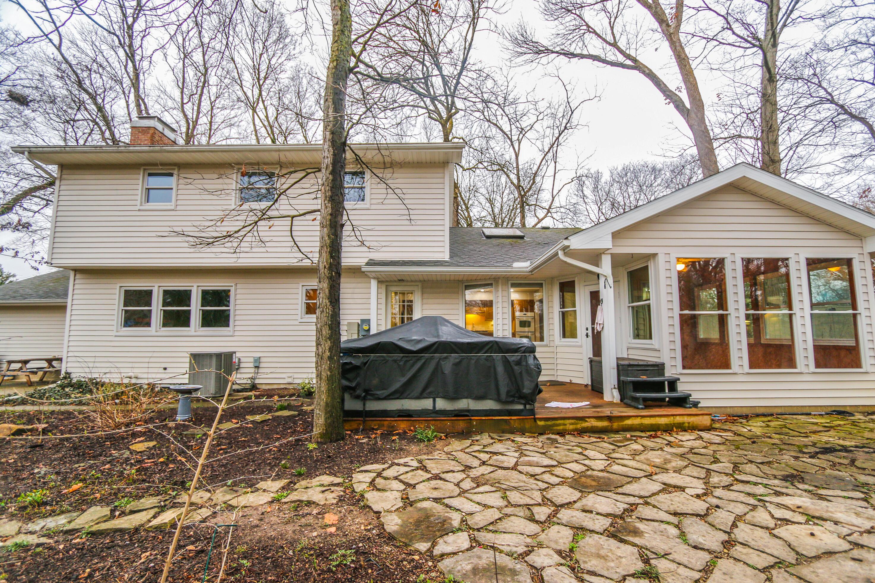 582 Hickory Place Property Photo 60