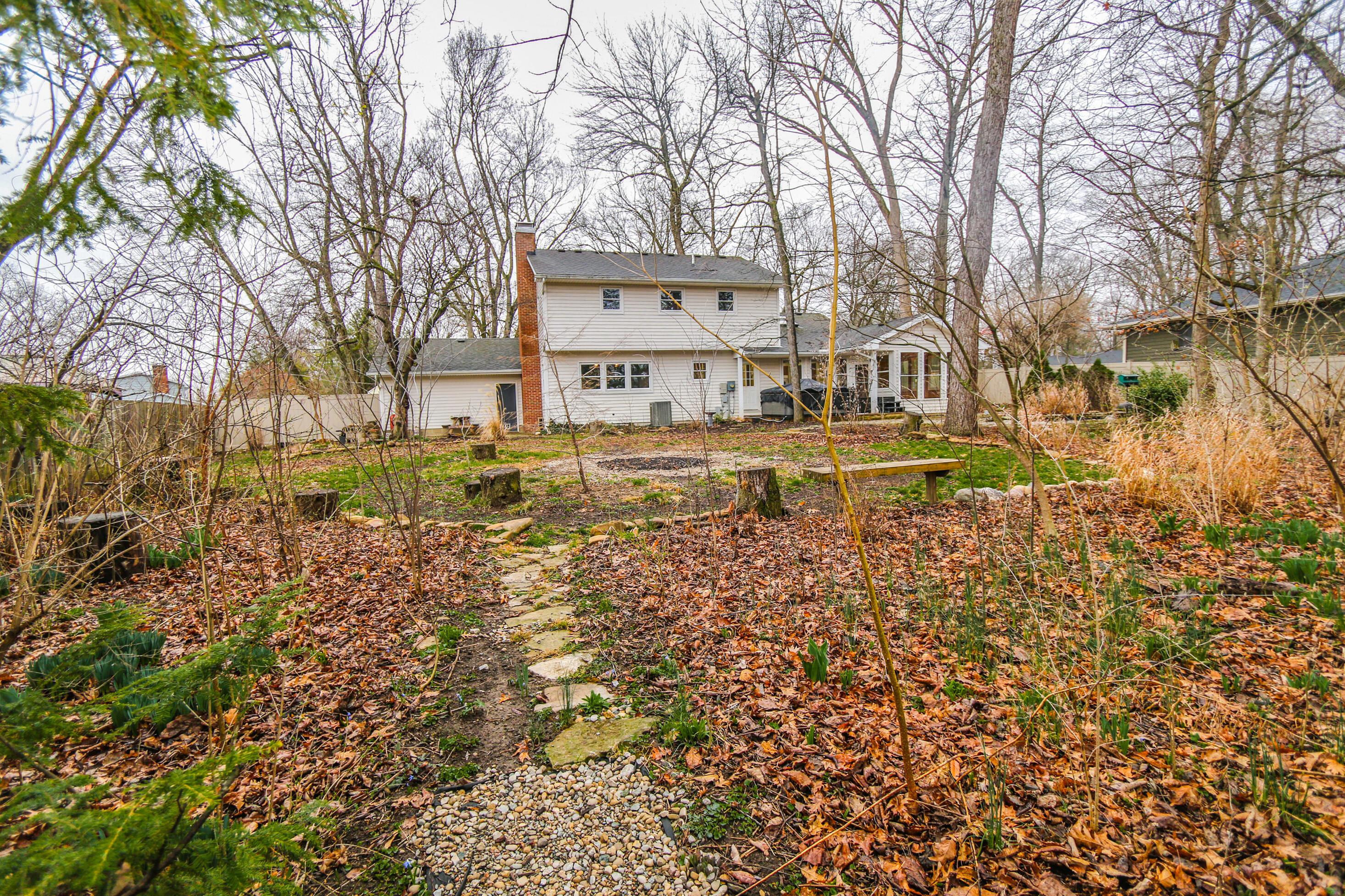 582 Hickory Place Property Photo 66