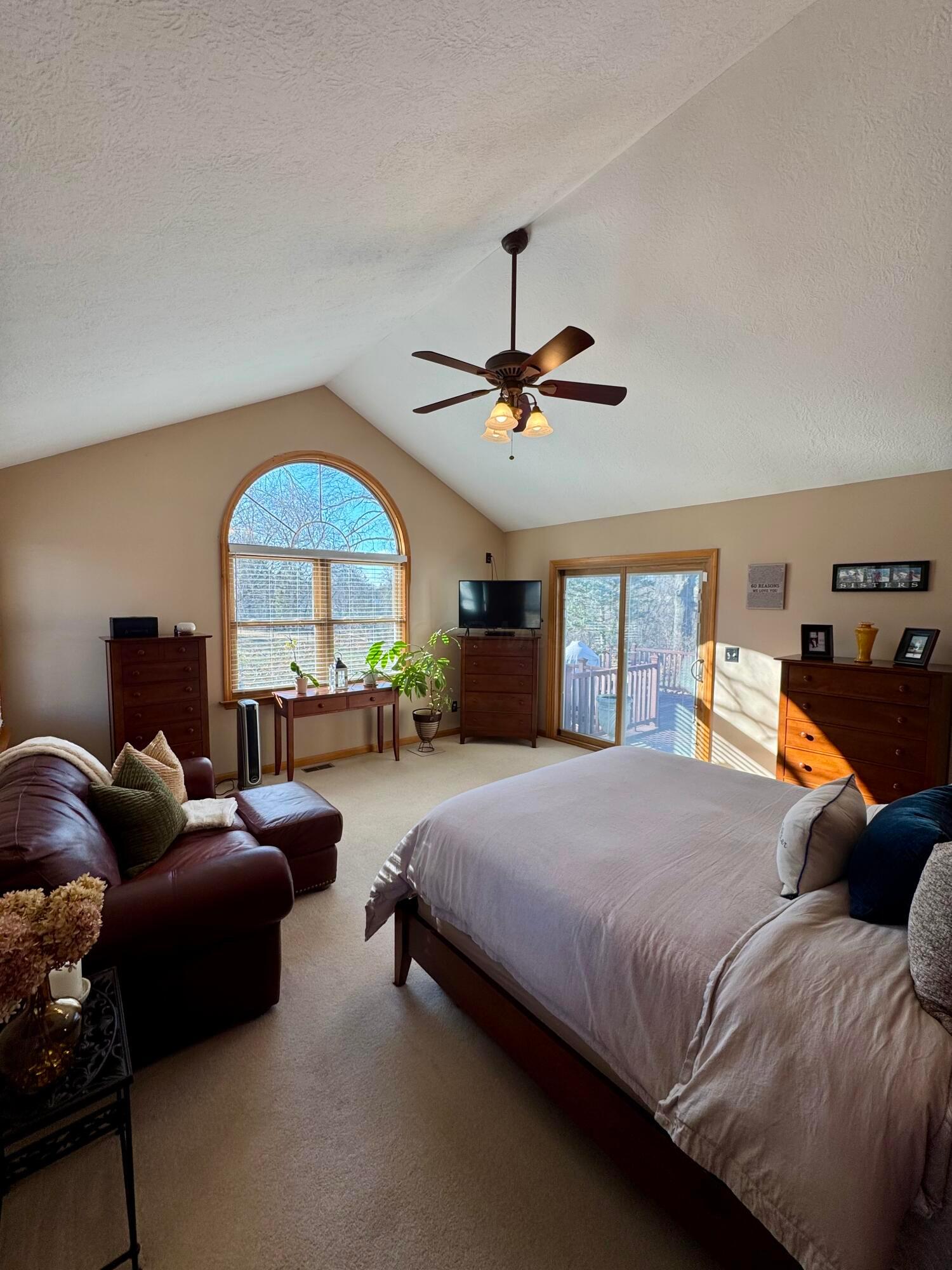 417 N Hamilton Road Property Photo 14
