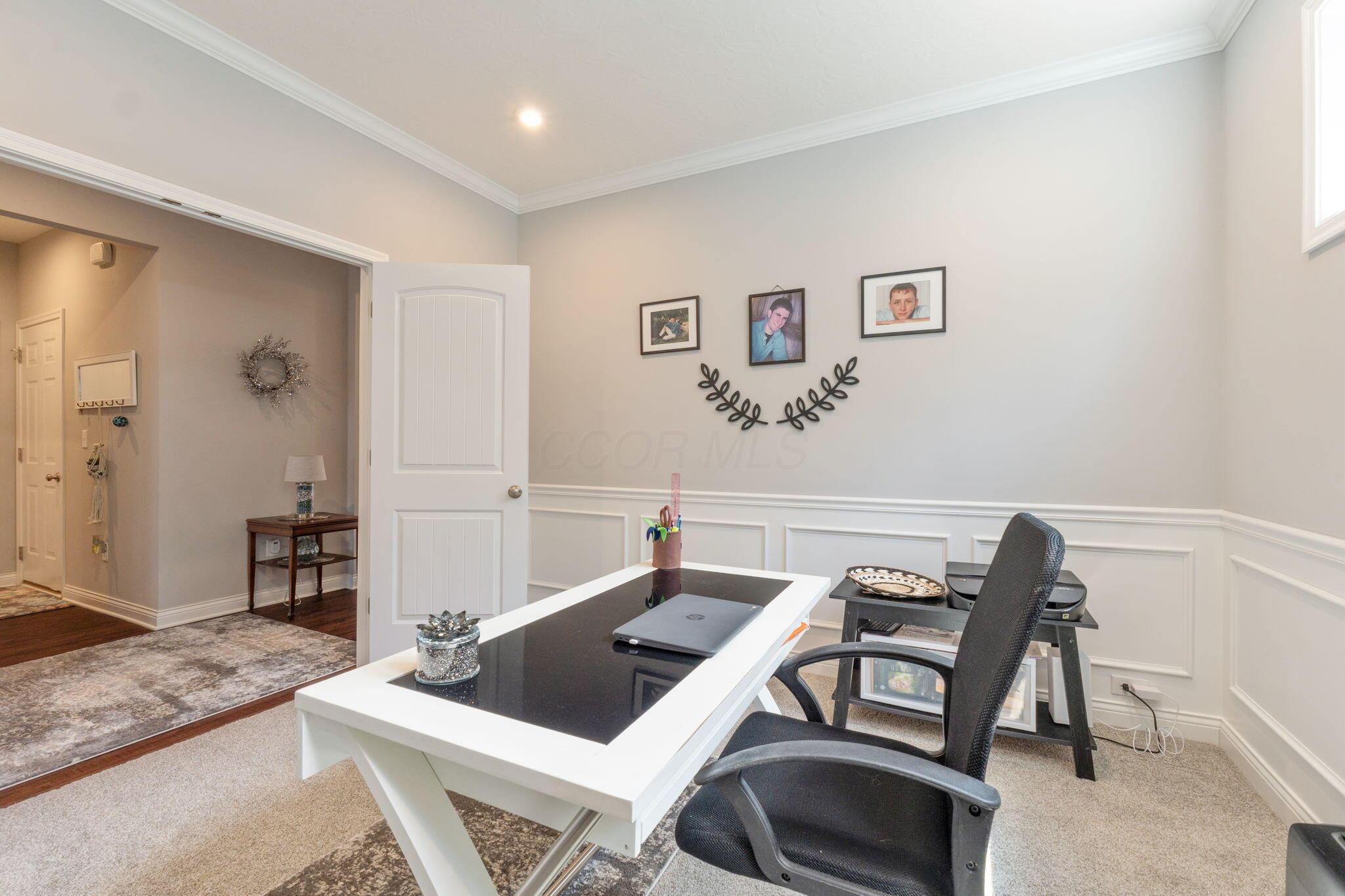 6132 Windcliff Drive E Property Photo 8
