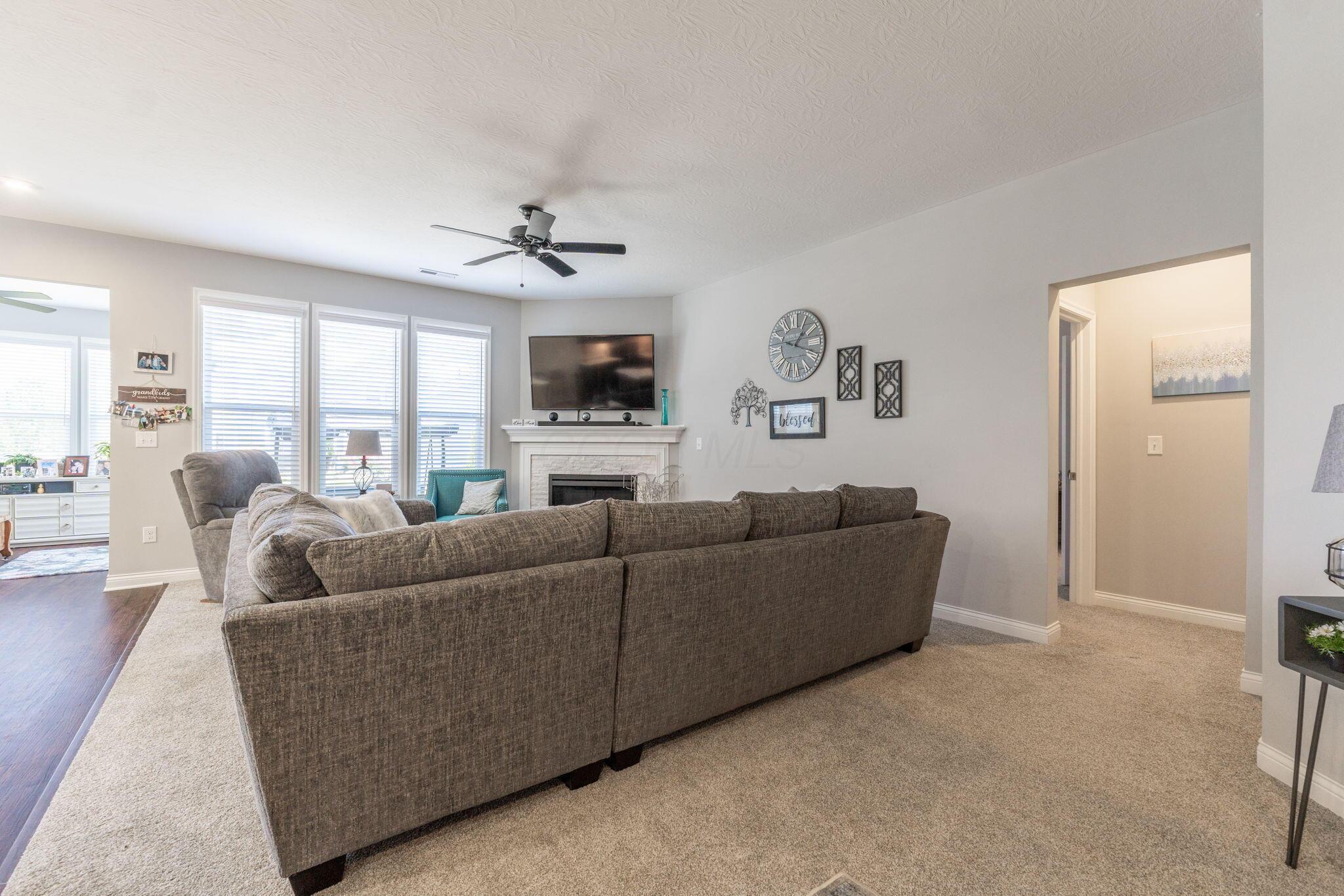 6132 Windcliff Drive E Property Photo 18