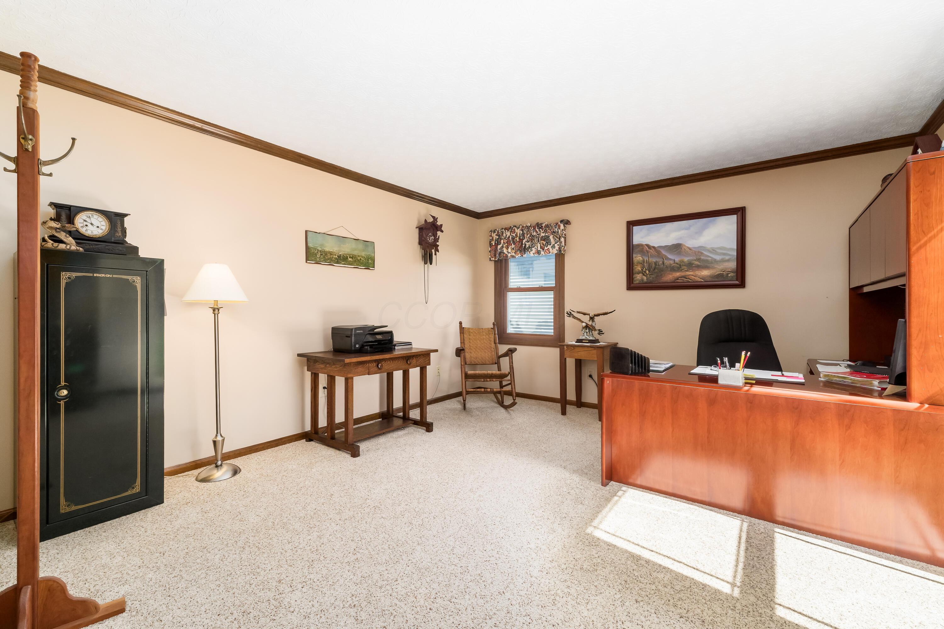698 Whirlaway Court Property Photo 20