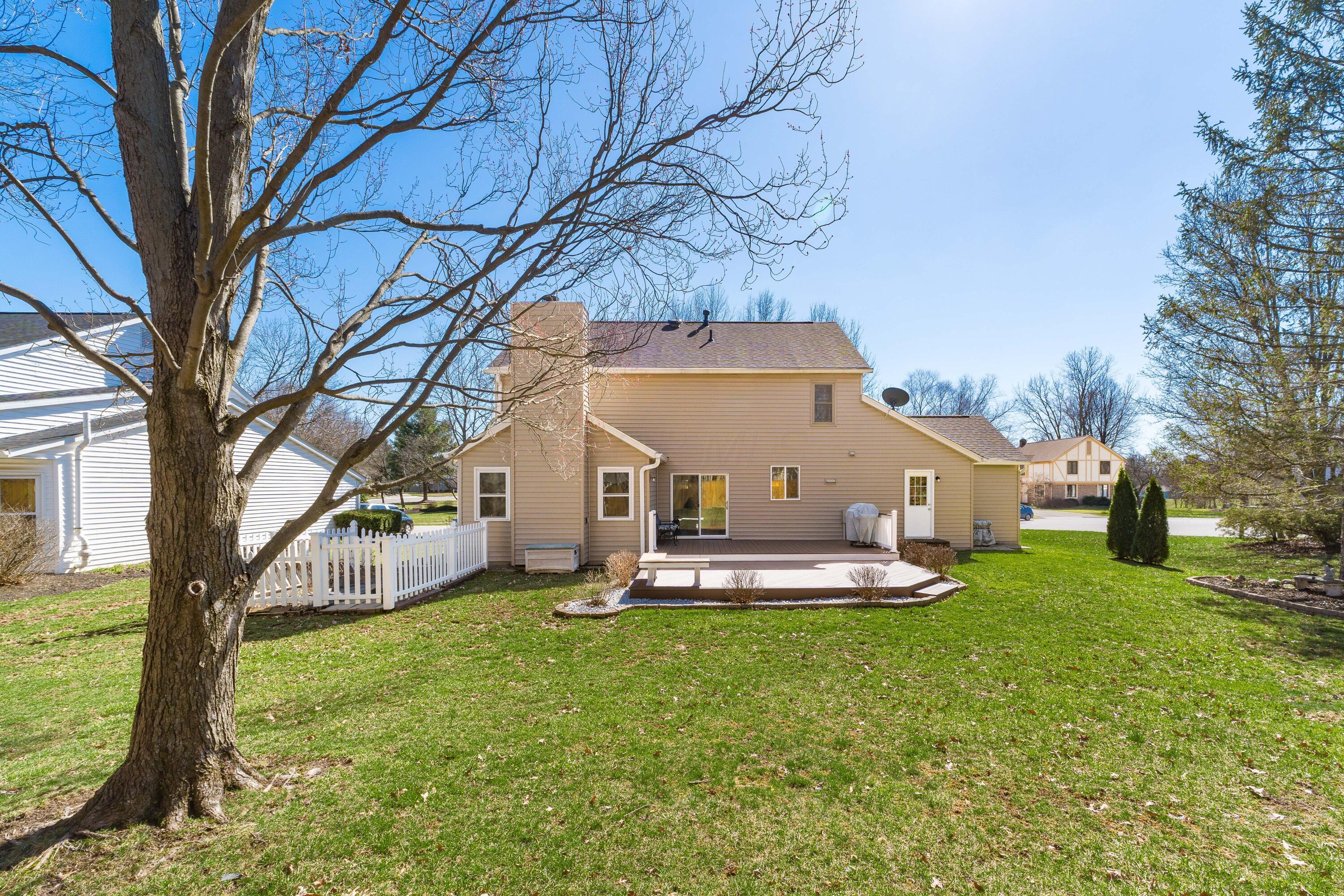 698 Whirlaway Court Property Photo 45