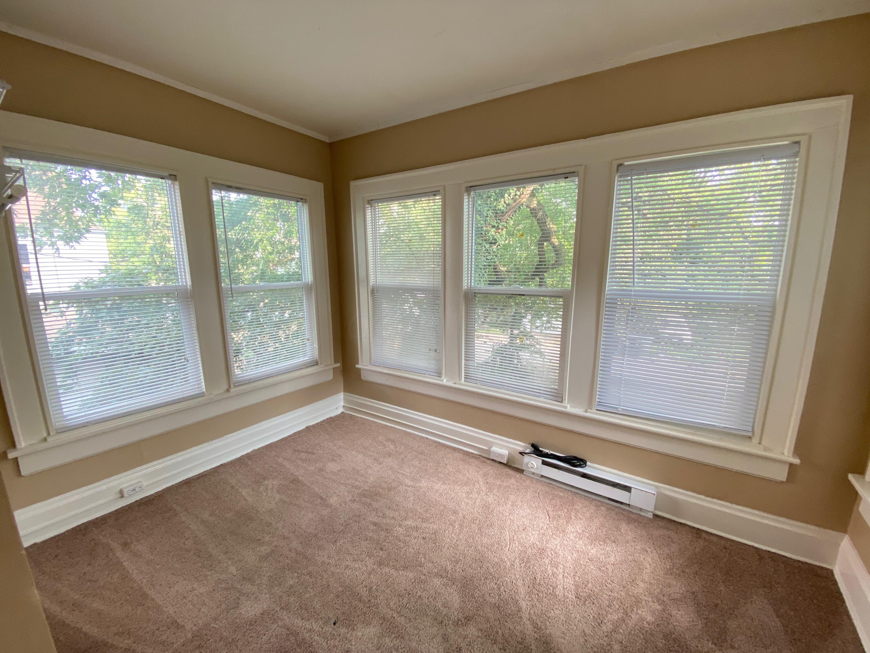 419 E 16th Avenue Property Photo 11