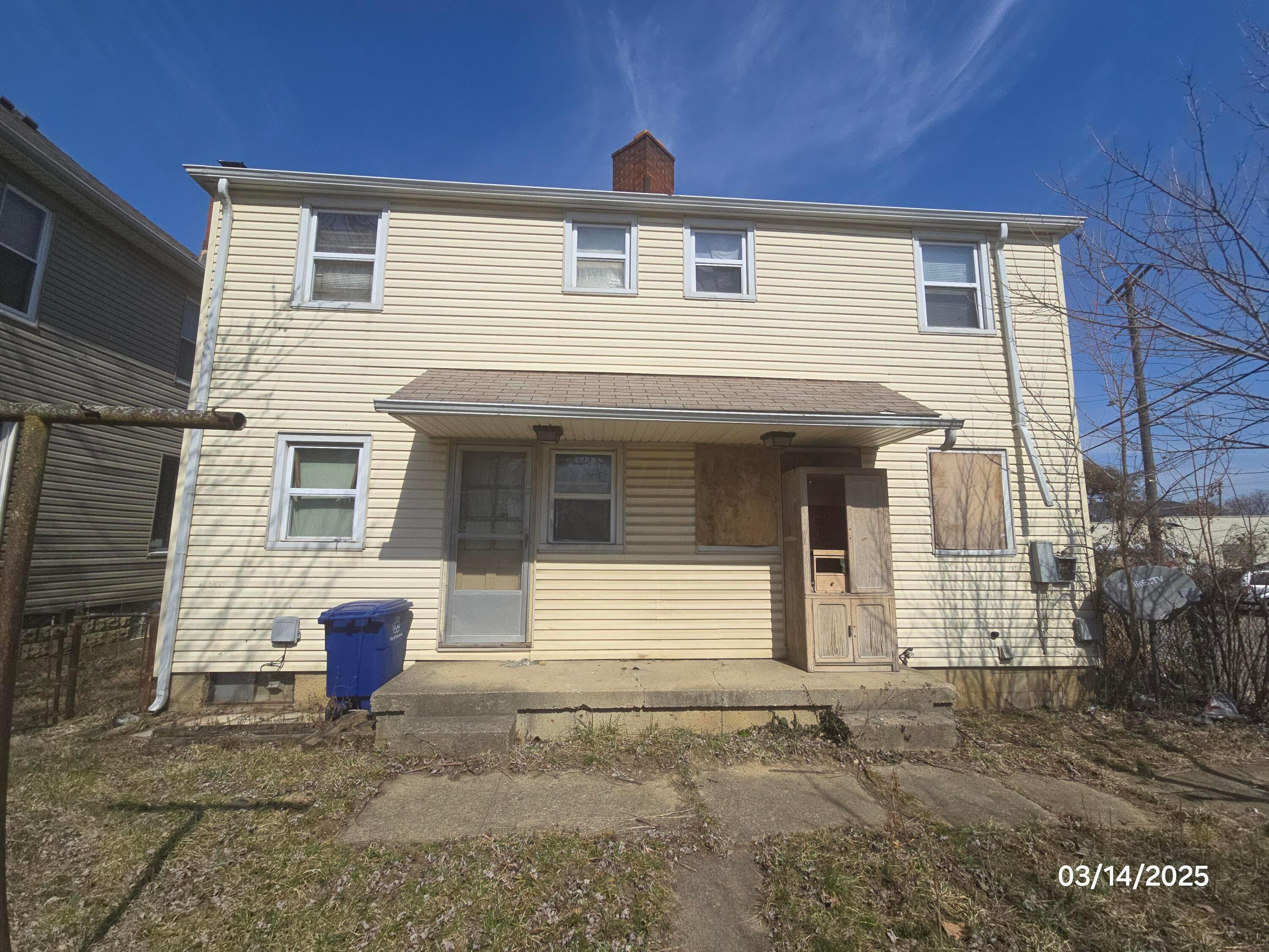1461 E Blake Avenue, 65 Property Photo 3