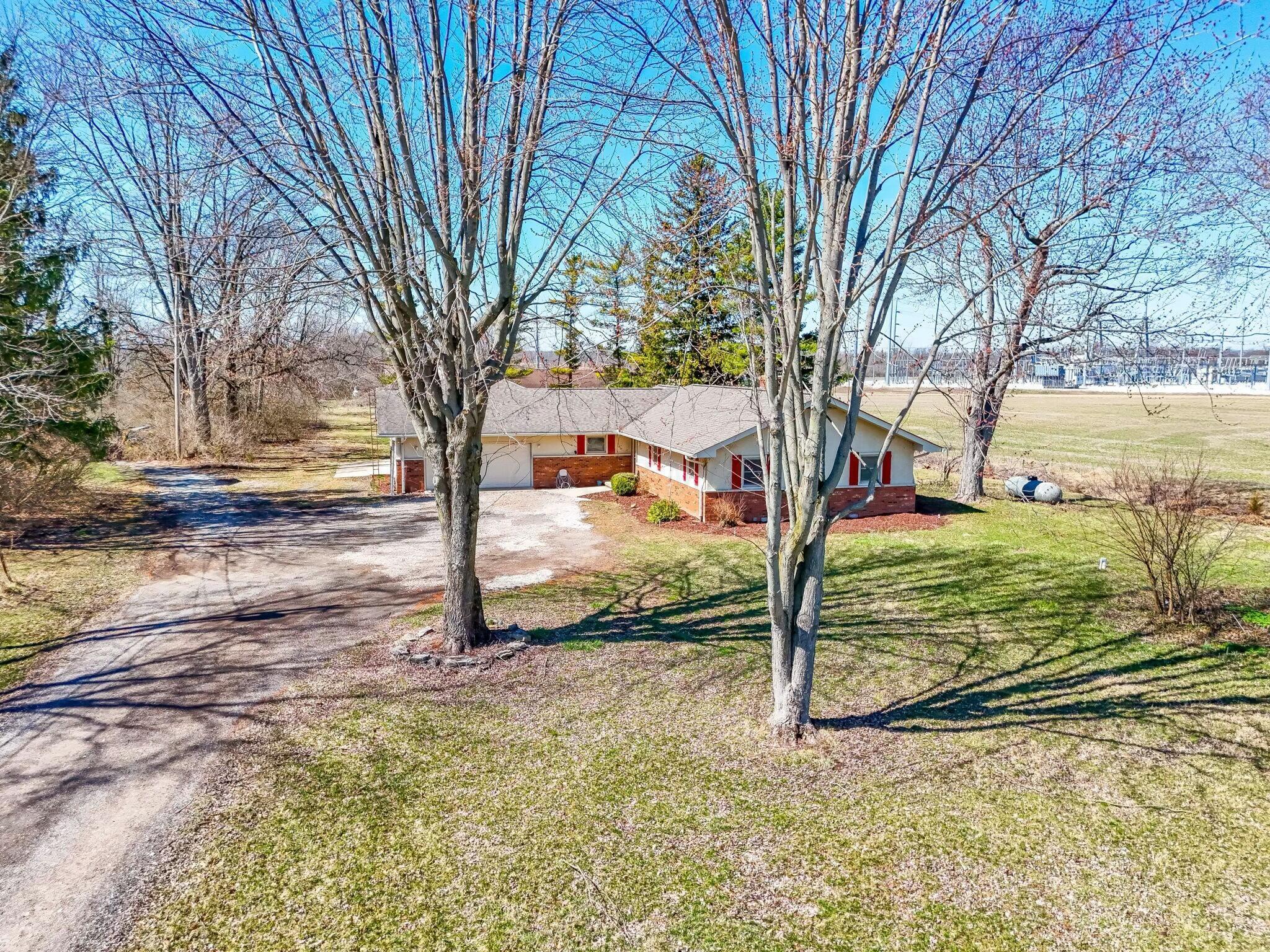 279 Cole Road Property Photo 2