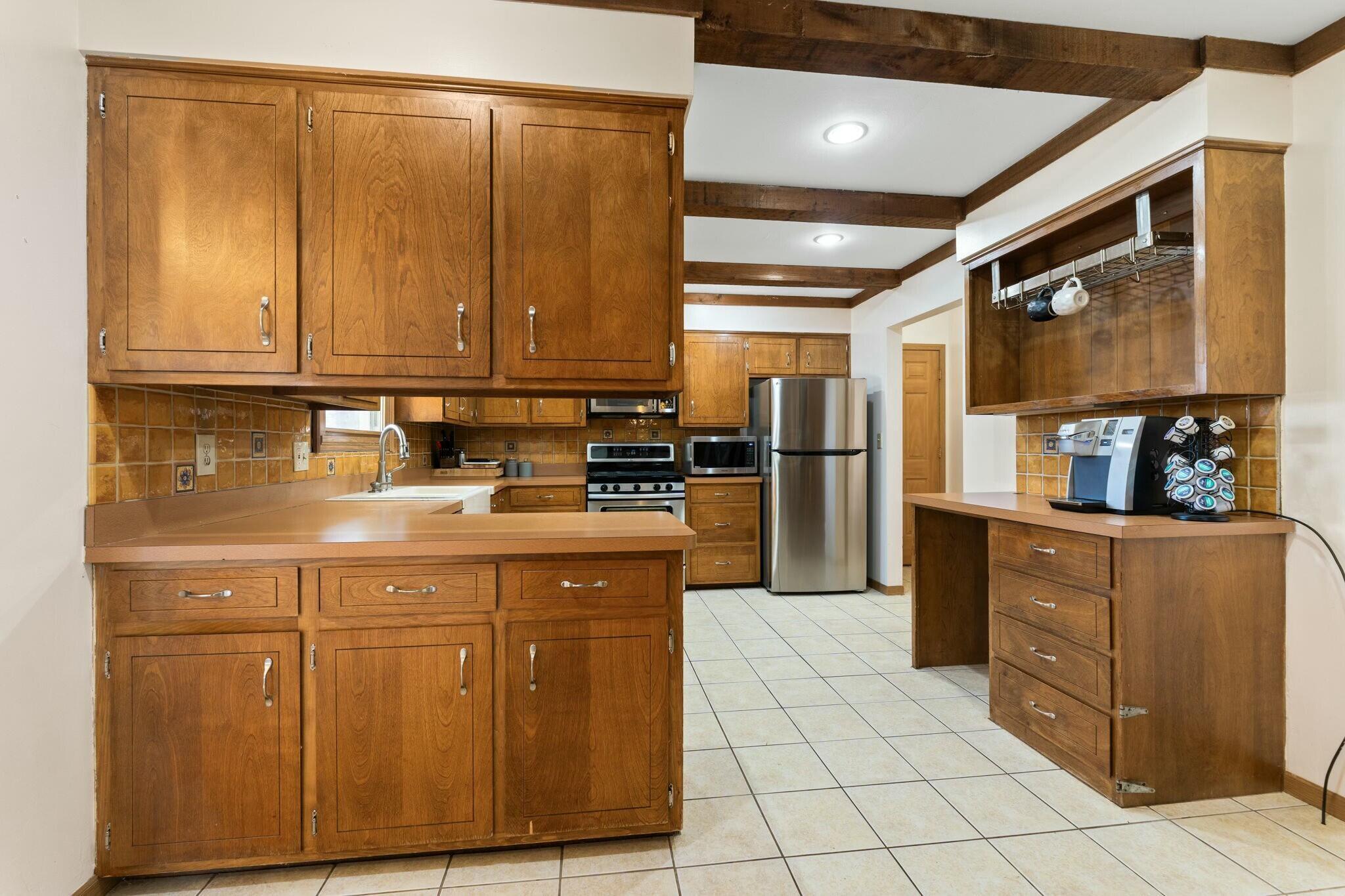 279 Cole Road Property Photo 25