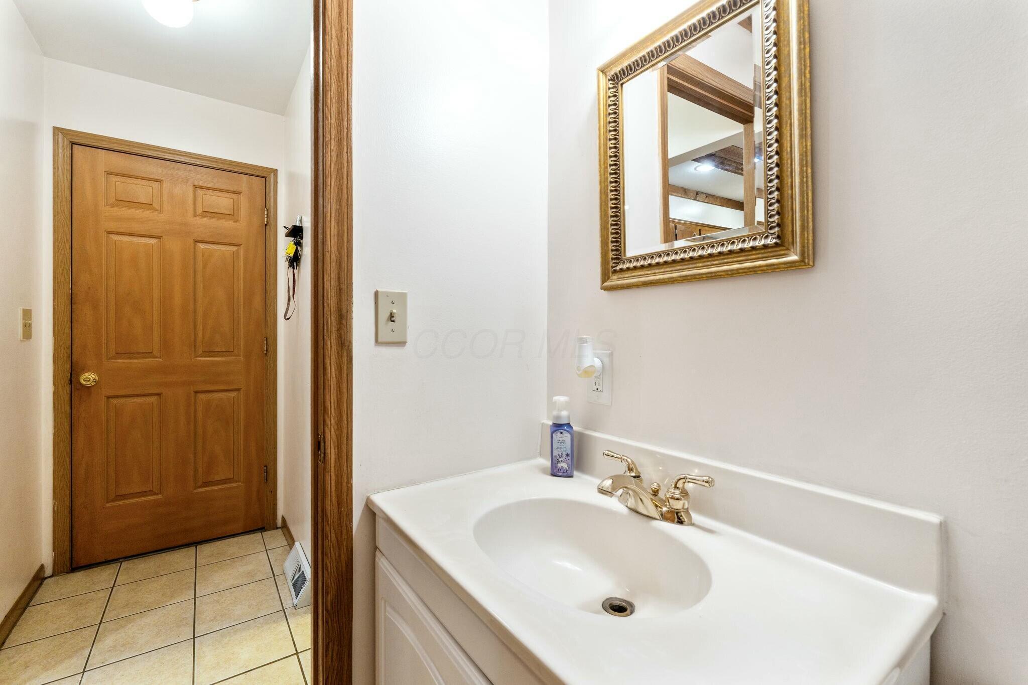 279 Cole Road Property Photo 32