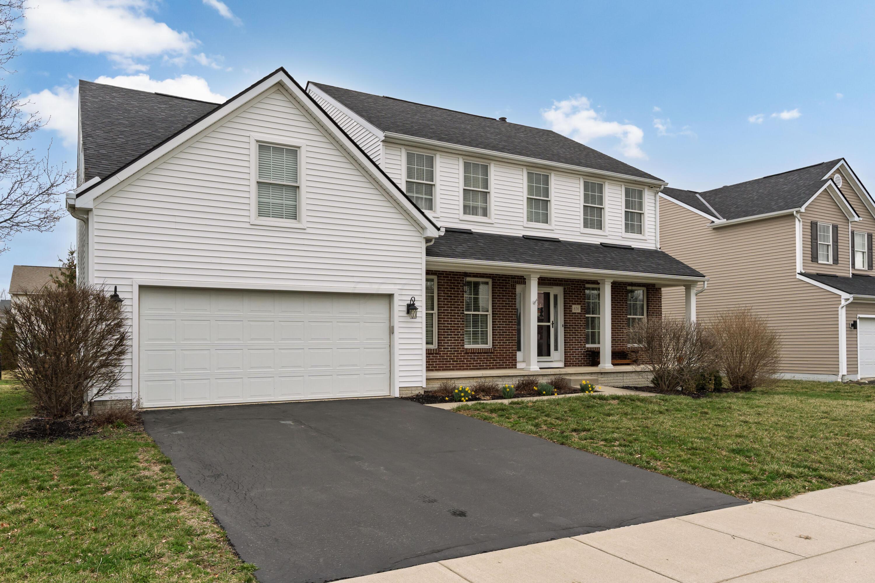 636 Stallion Way Property Photo 3