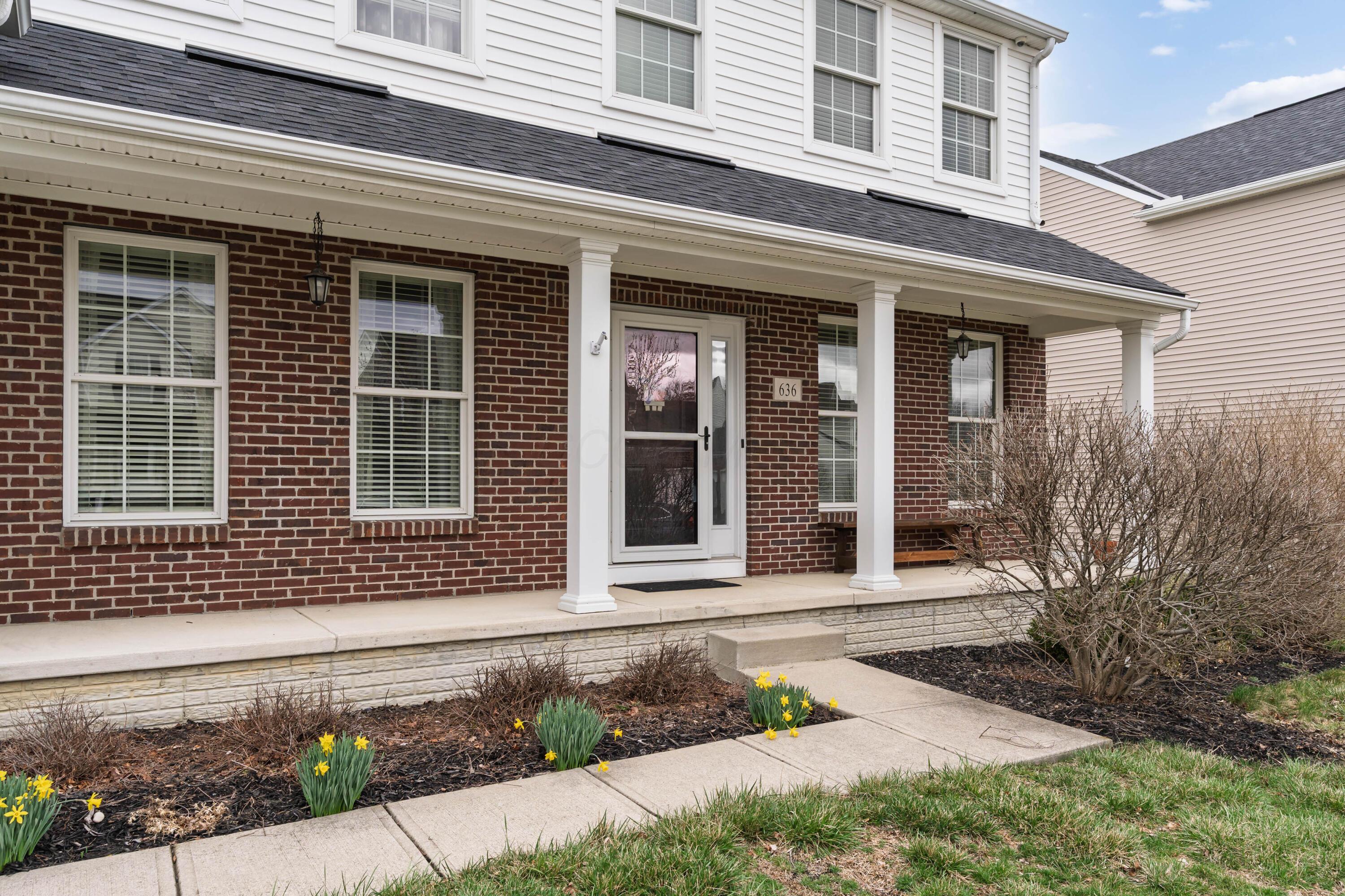 636 Stallion Way Property Photo 4