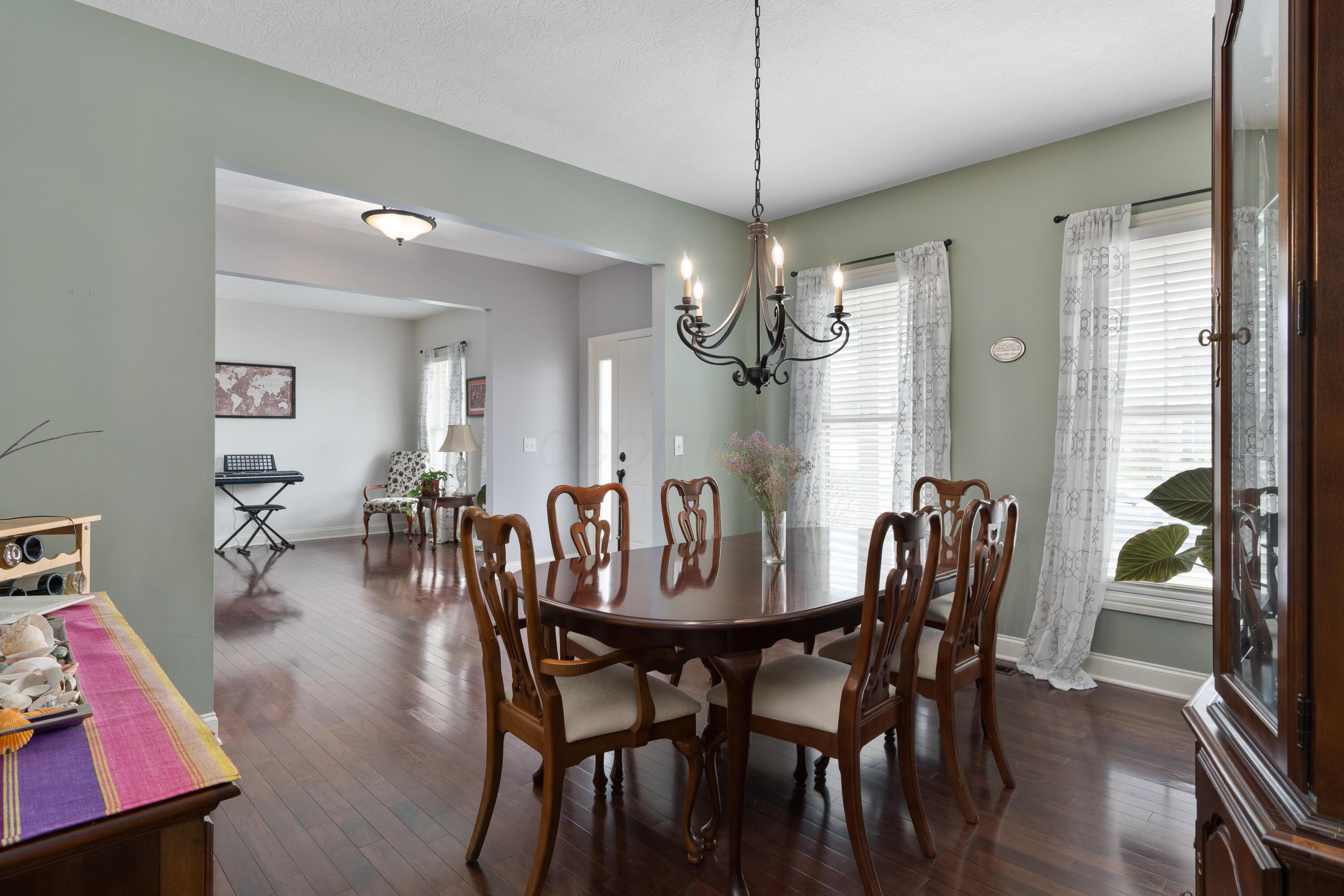 636 Stallion Way Property Photo 6