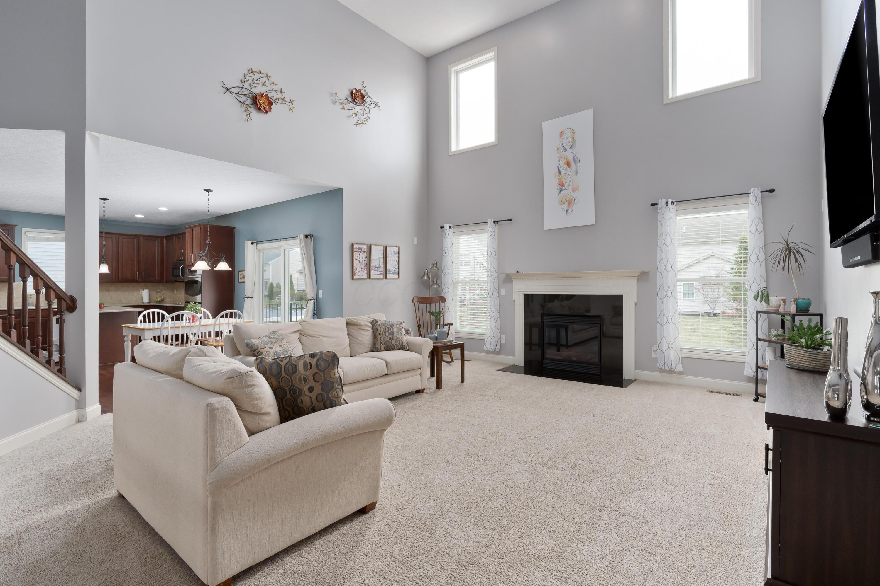 636 Stallion Way Property Photo 11