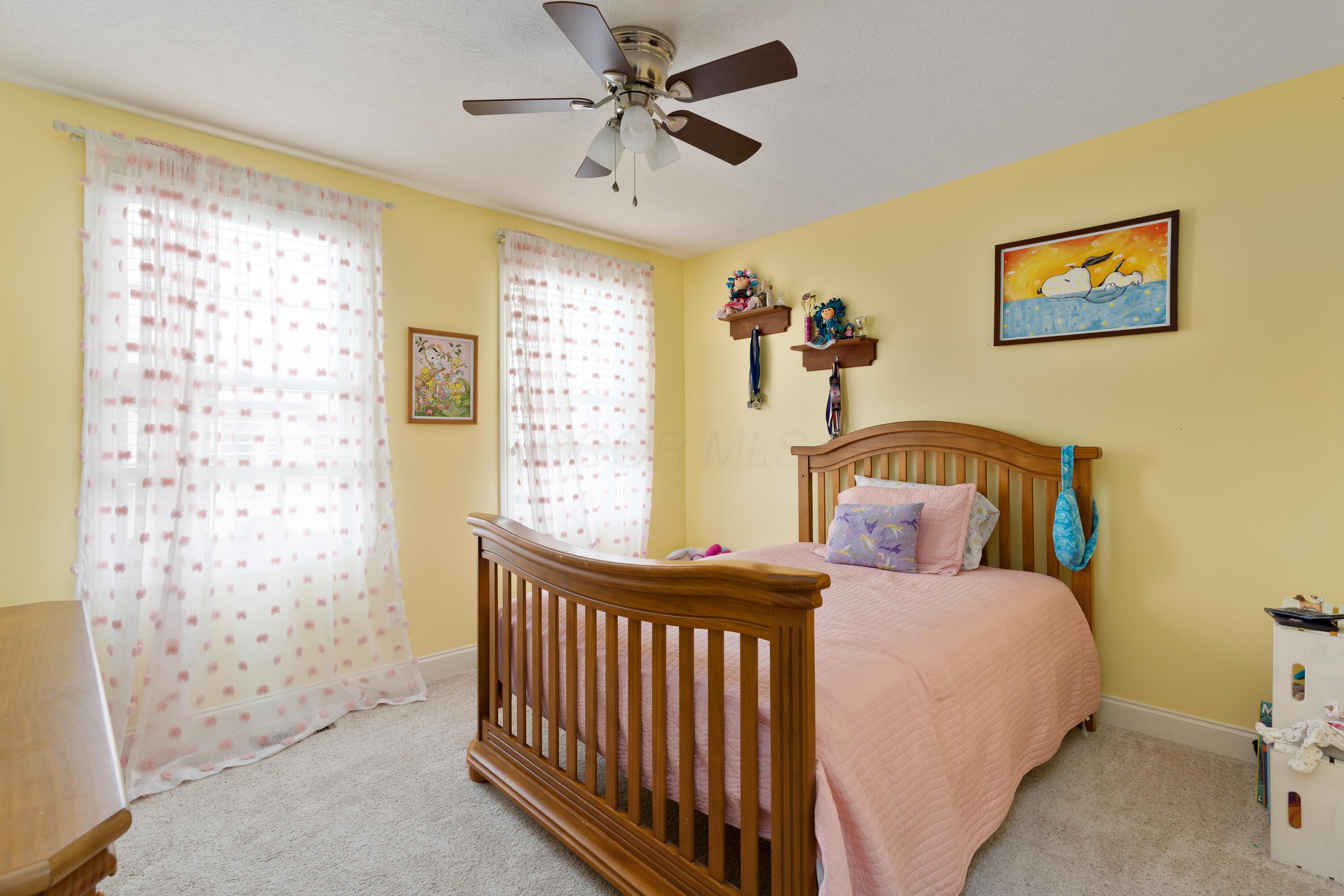 636 Stallion Way Property Photo 32