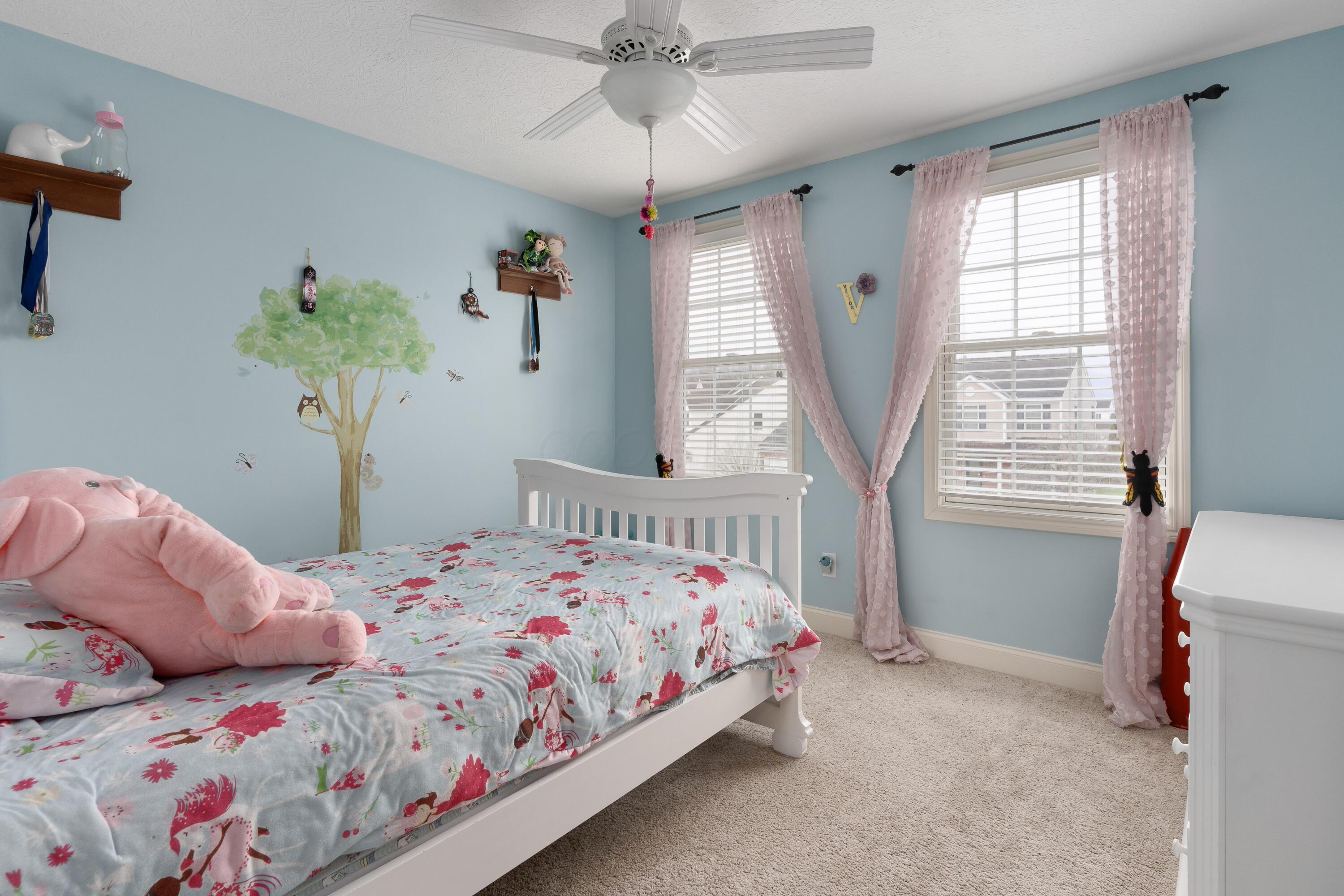 636 Stallion Way Property Photo 34