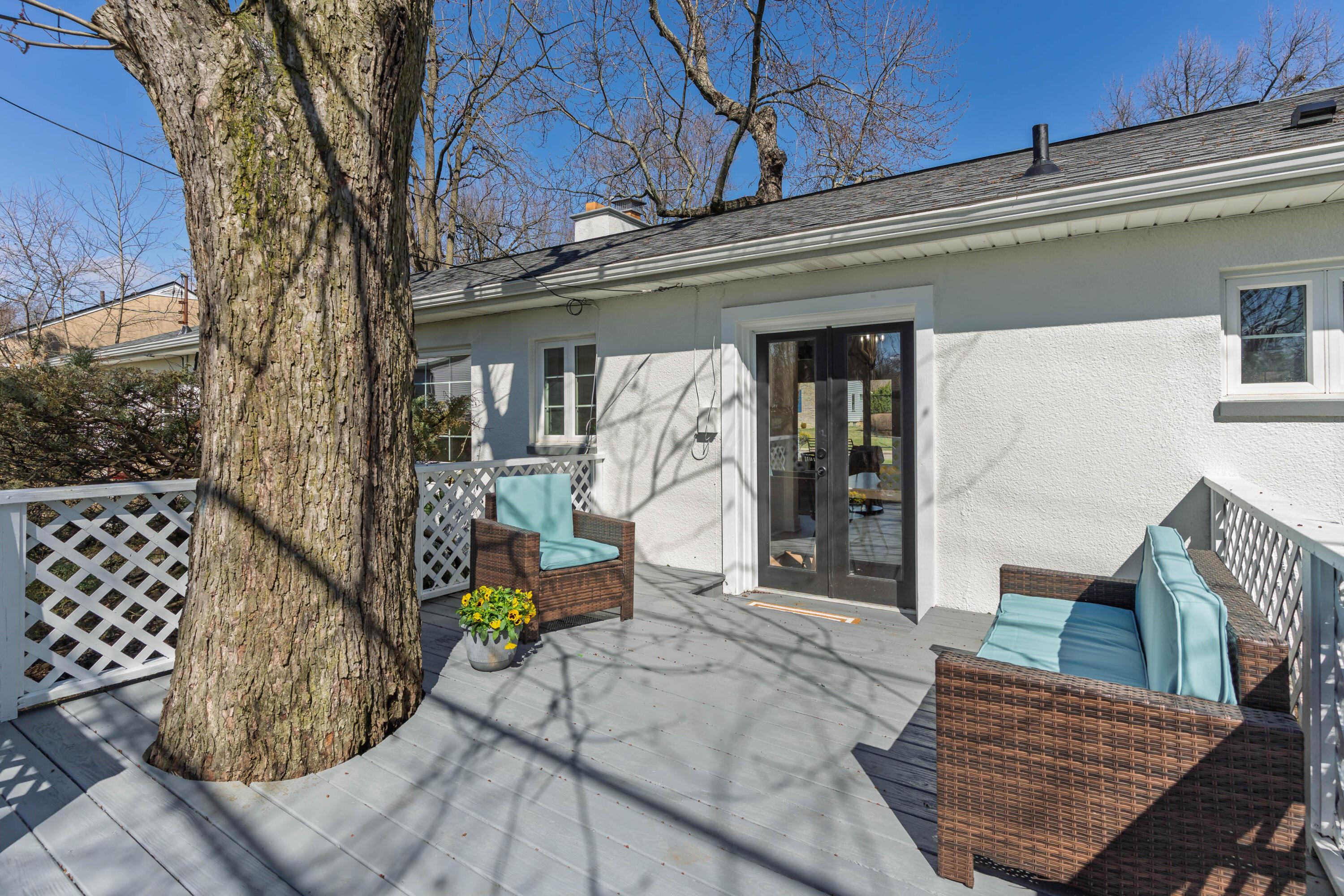 2567 Maplewood Drive Property Photo 27