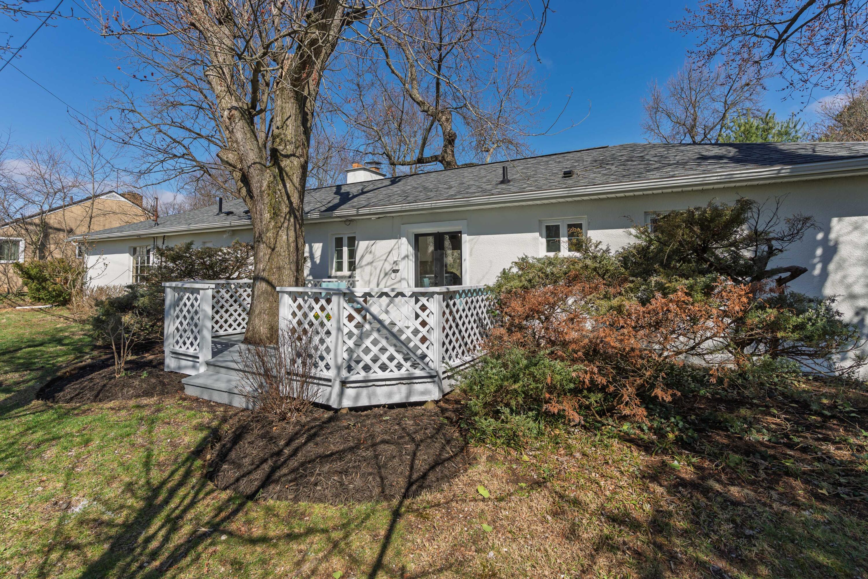 2567 Maplewood Drive Property Photo 29