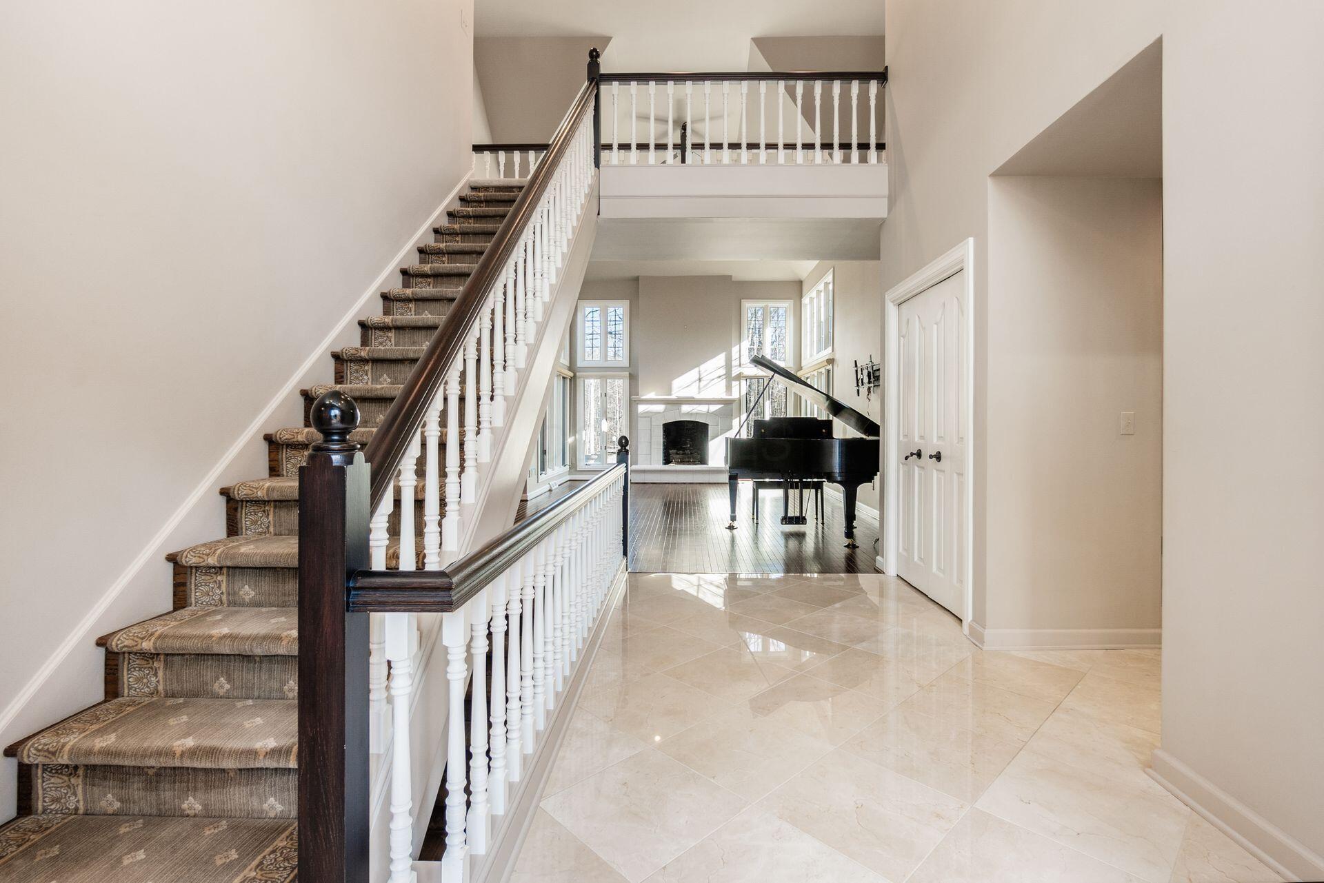 4 Lyonsgate Property Photo 4