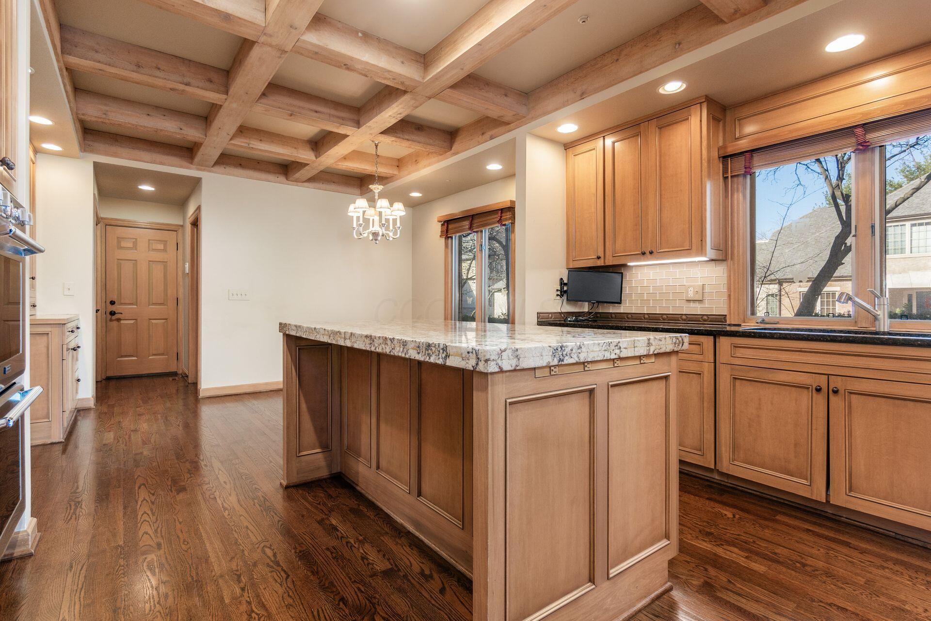 4 Lyonsgate Property Photo 12