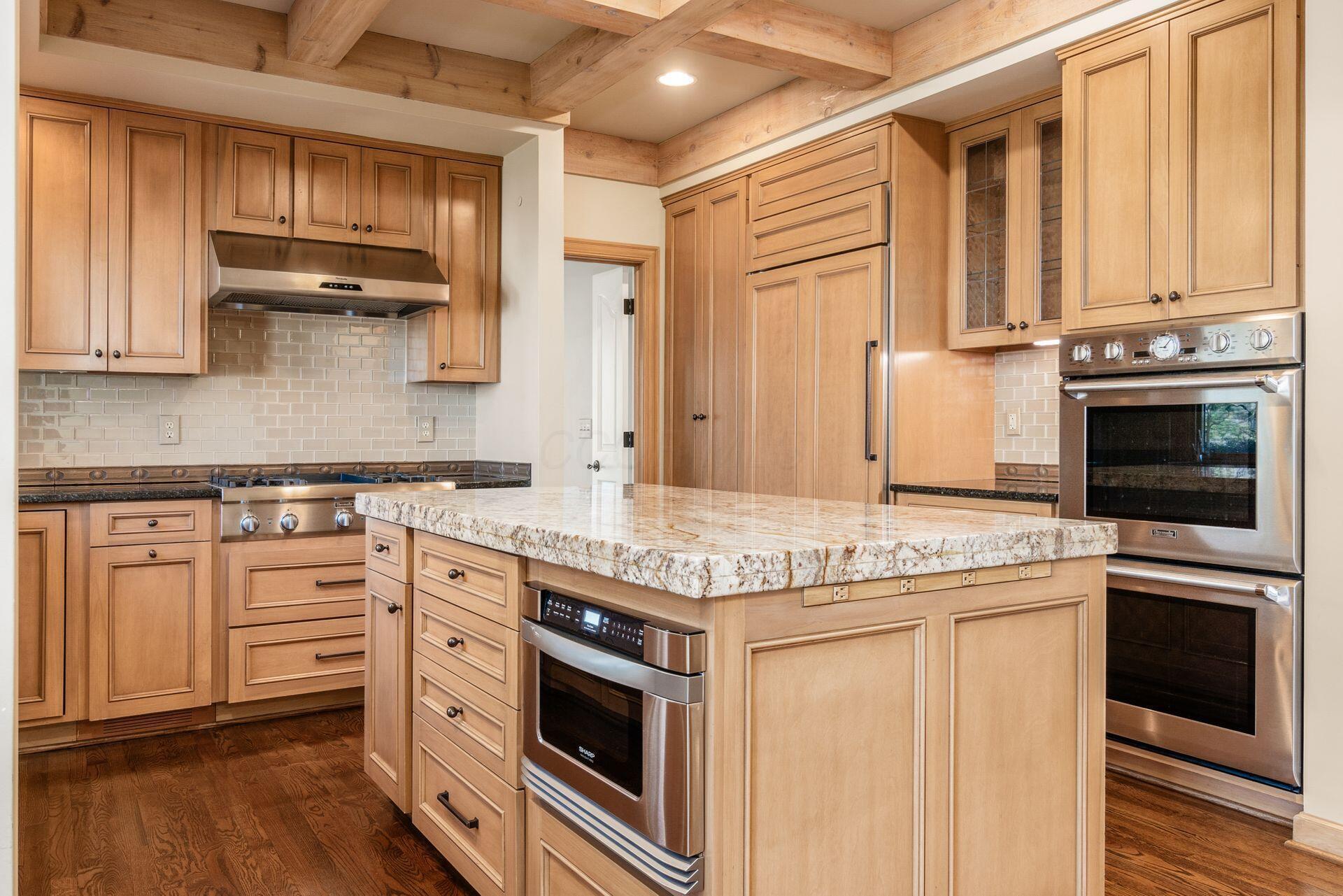 4 Lyonsgate Property Photo 13