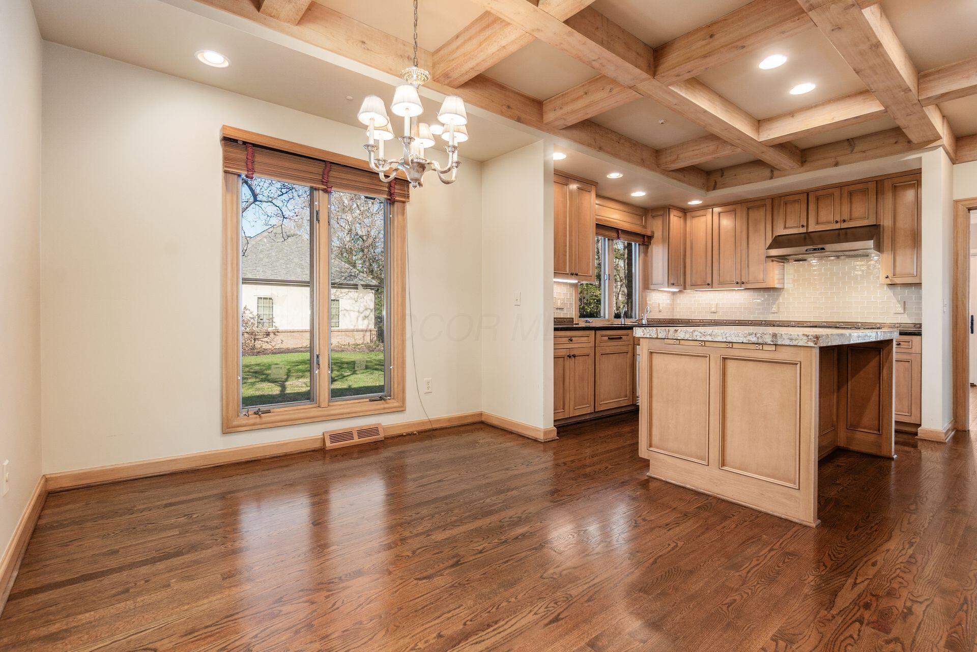 4 Lyonsgate Property Photo 16