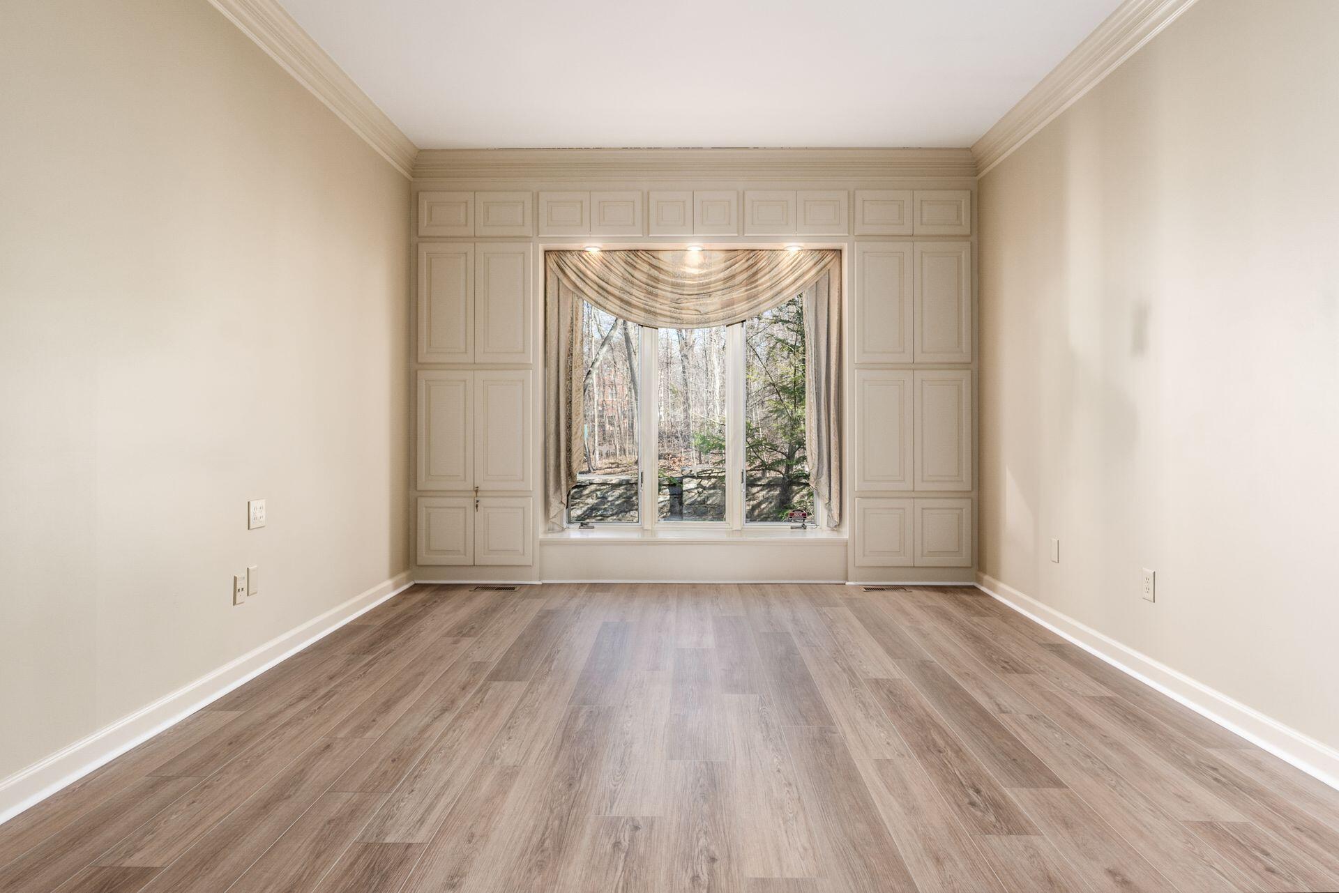 4 Lyonsgate Property Photo 17