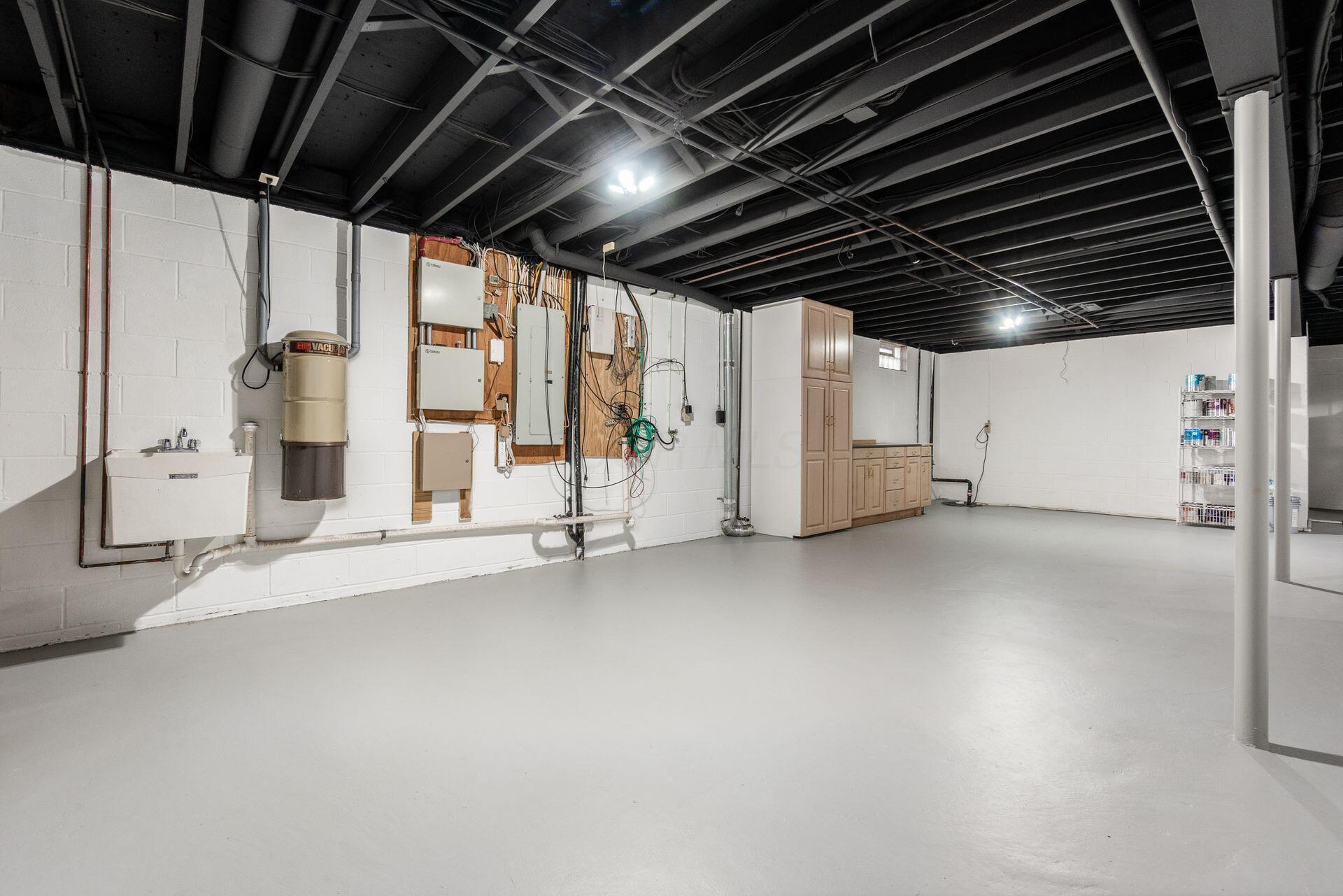 4 Lyonsgate Property Photo 36