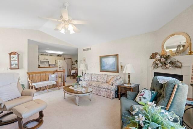 209 Greenbriar Lane Property Photo 6