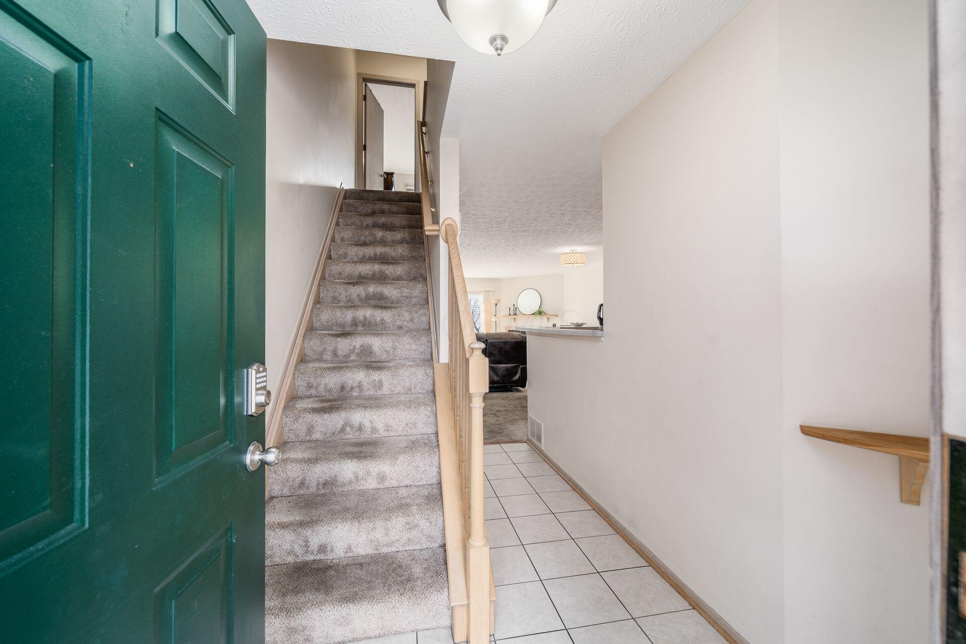 2180 Victoria Park Drive Property Photo 4