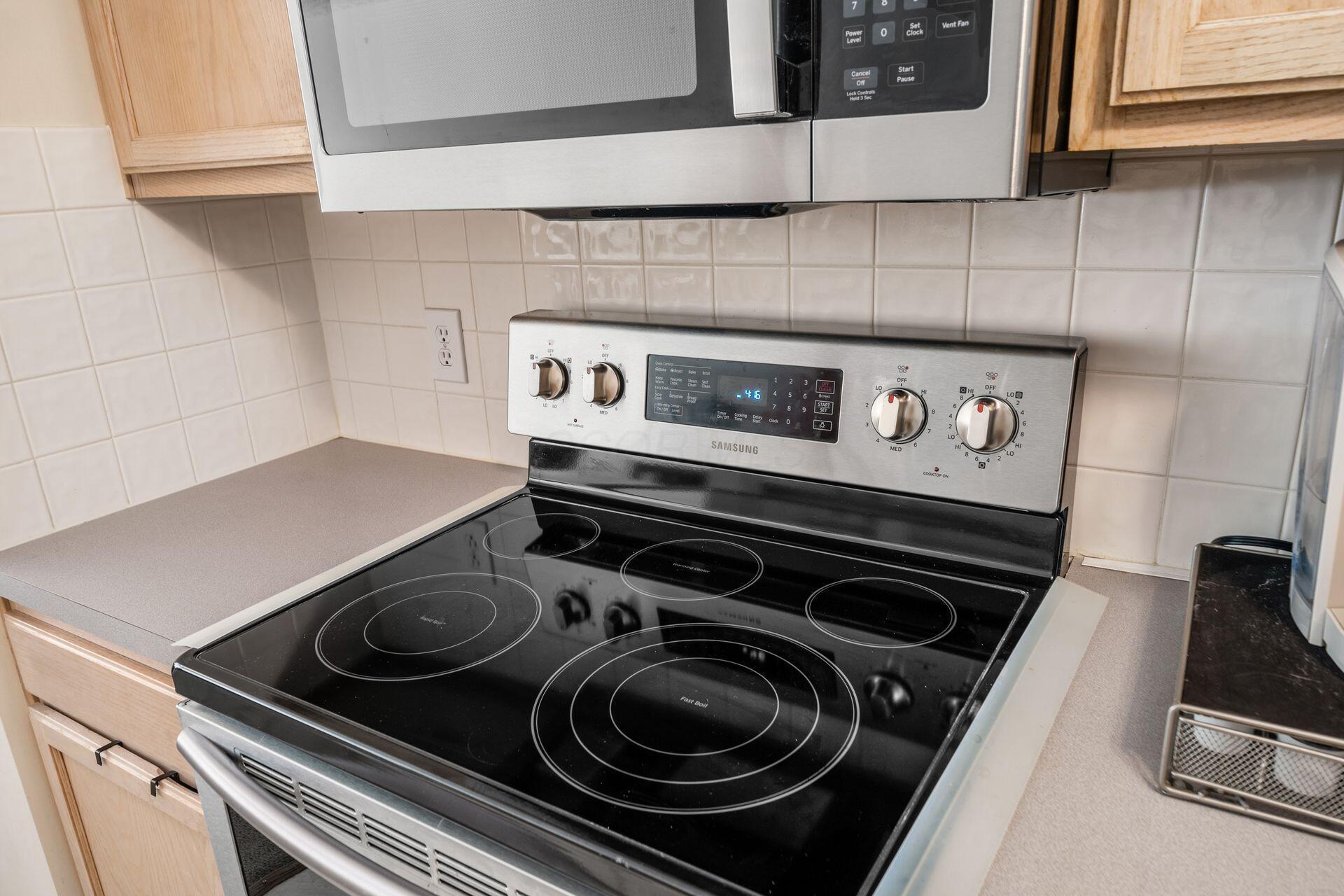 2180 Victoria Park Drive Property Photo 16