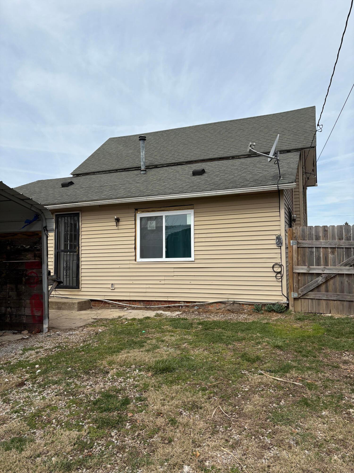 118 Western Avenue Property Photo 3