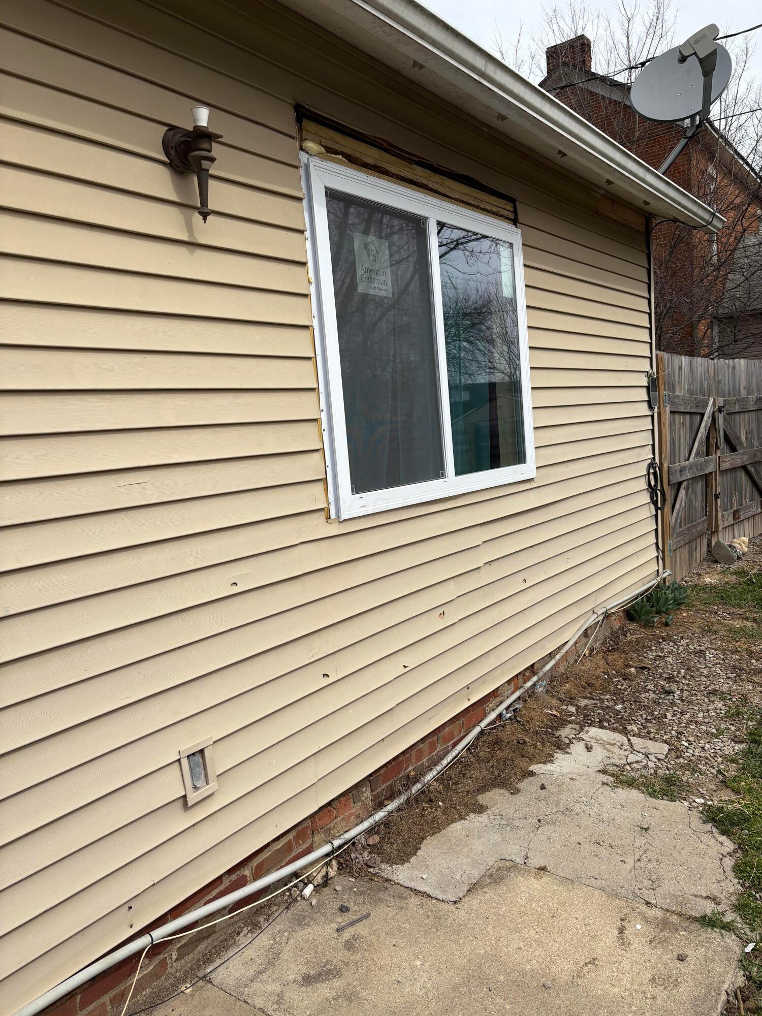 118 Western Avenue Property Photo 5