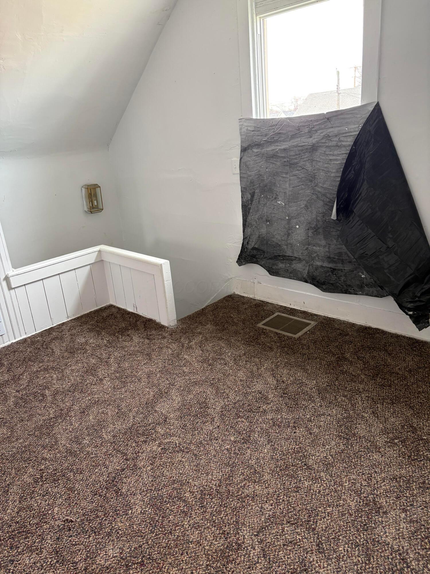 118 Western Avenue Property Photo 17